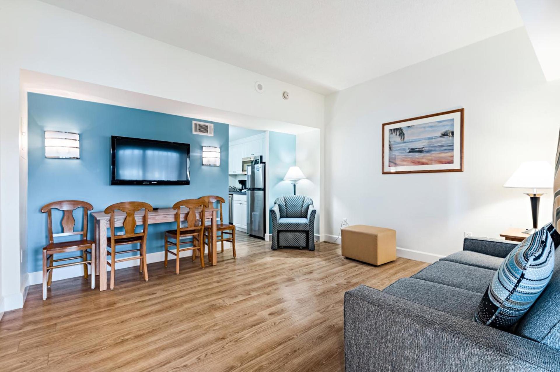The Atrium Resort, Virginia Beach by Vacatia photo 3