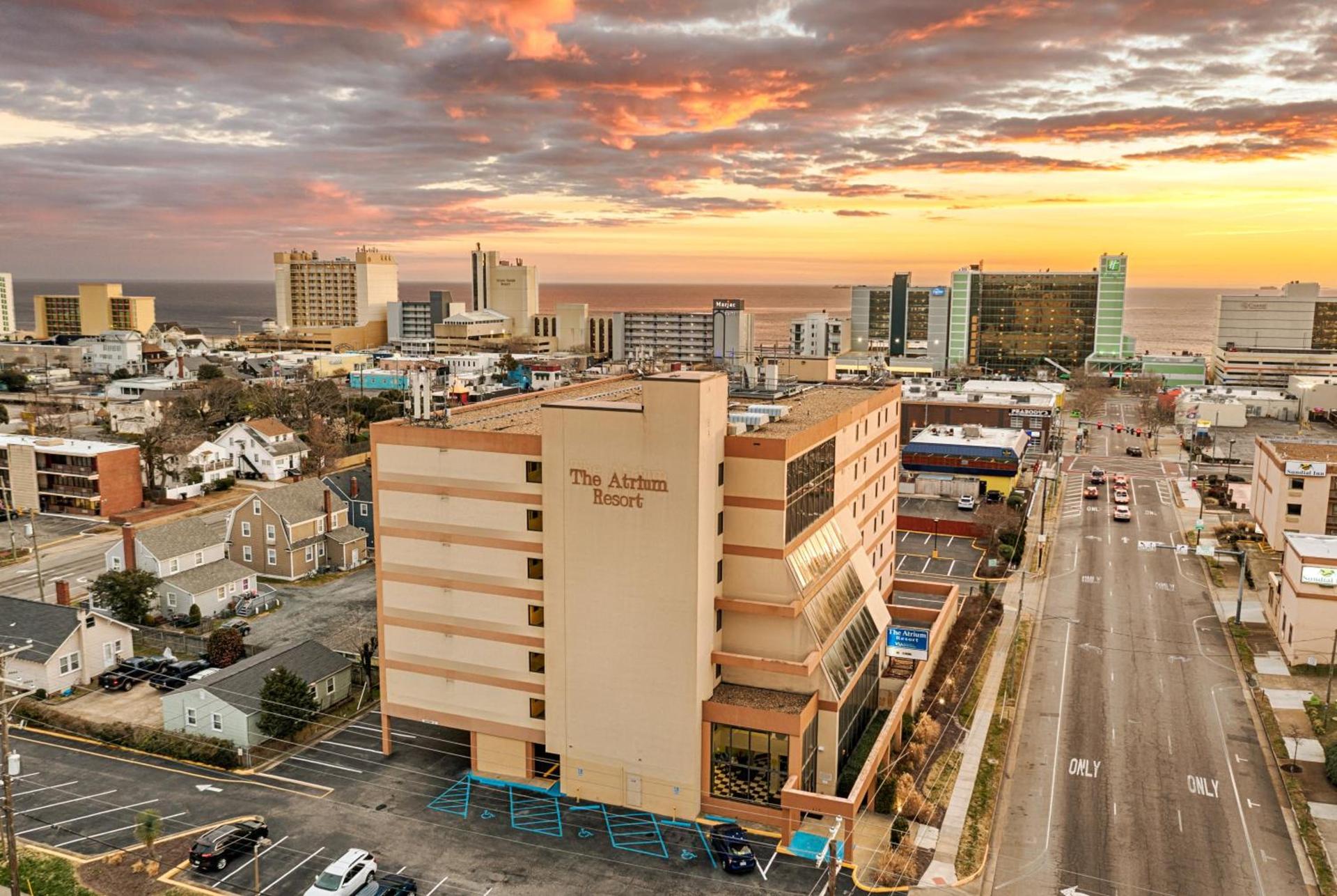 The Atrium Resort, Virginia Beach by Vacatia photo 12