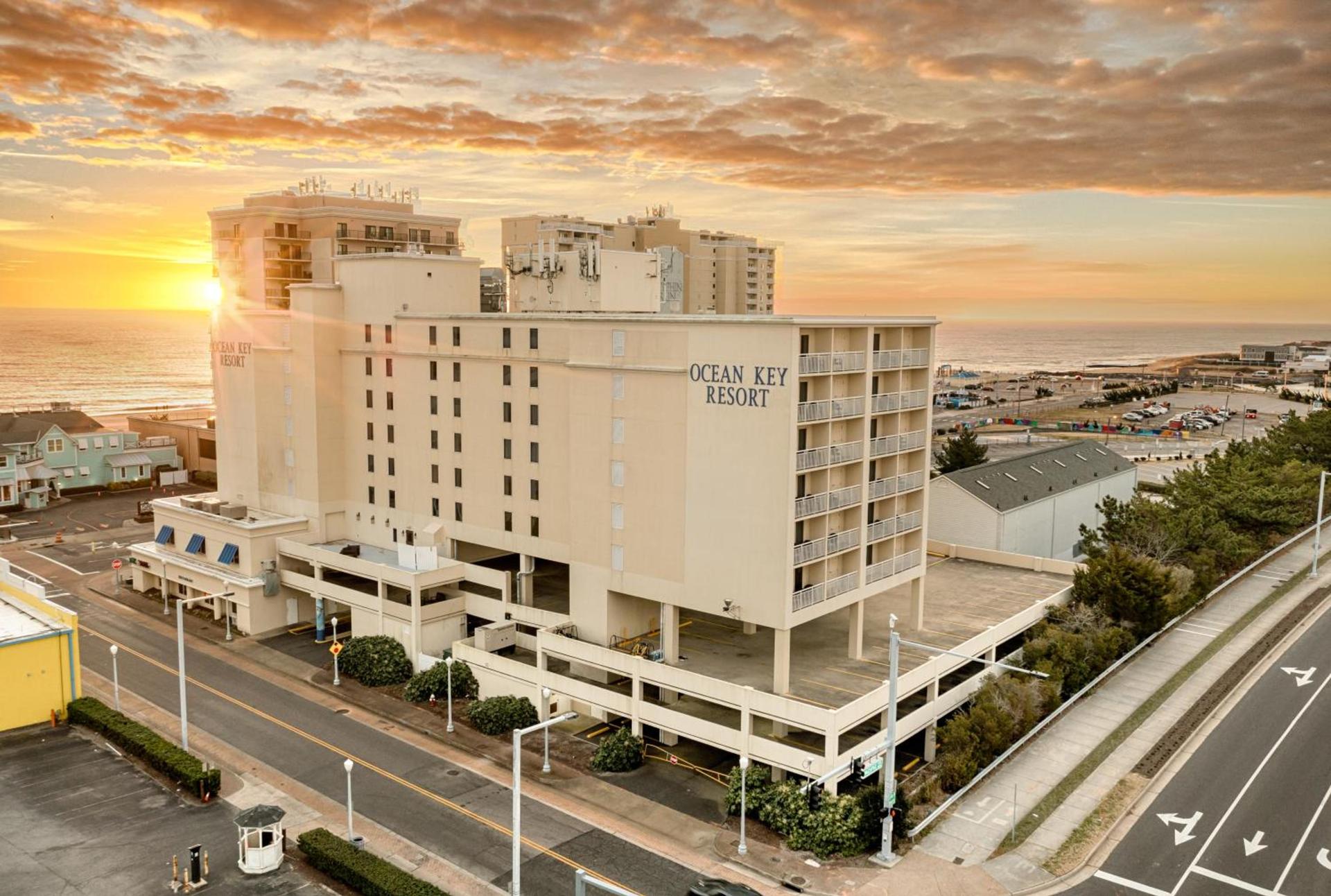 The Ocean Key Virginia Beach Resort photo 2