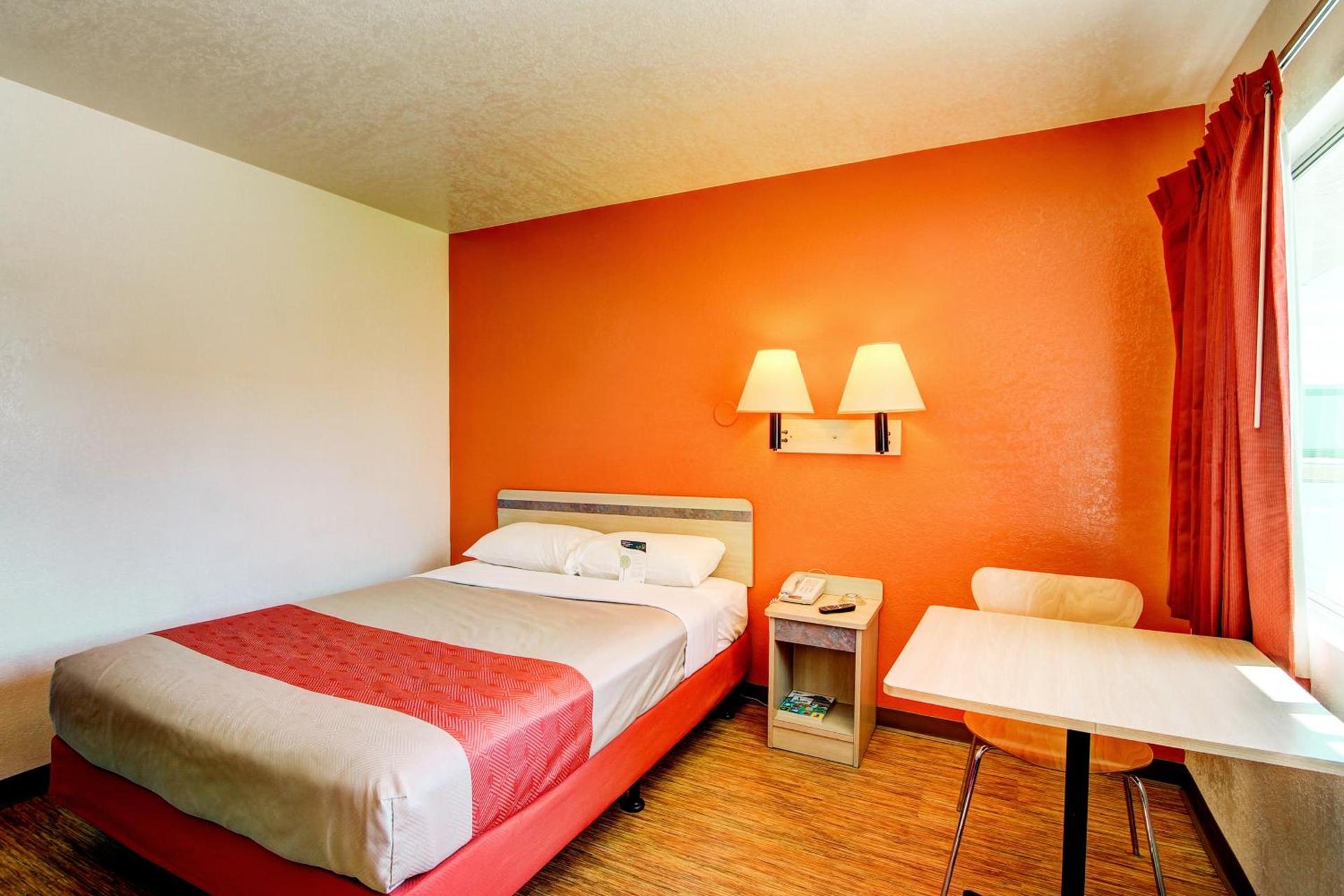 Motel 6-Denver, CO - Airport photo 38