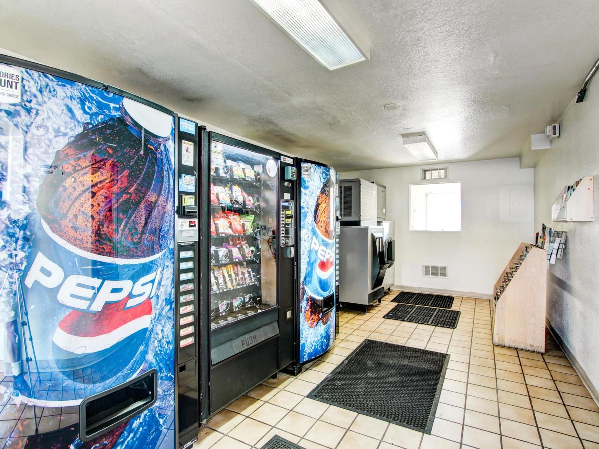 Motel 6-Denver, CO - Airport photo 39