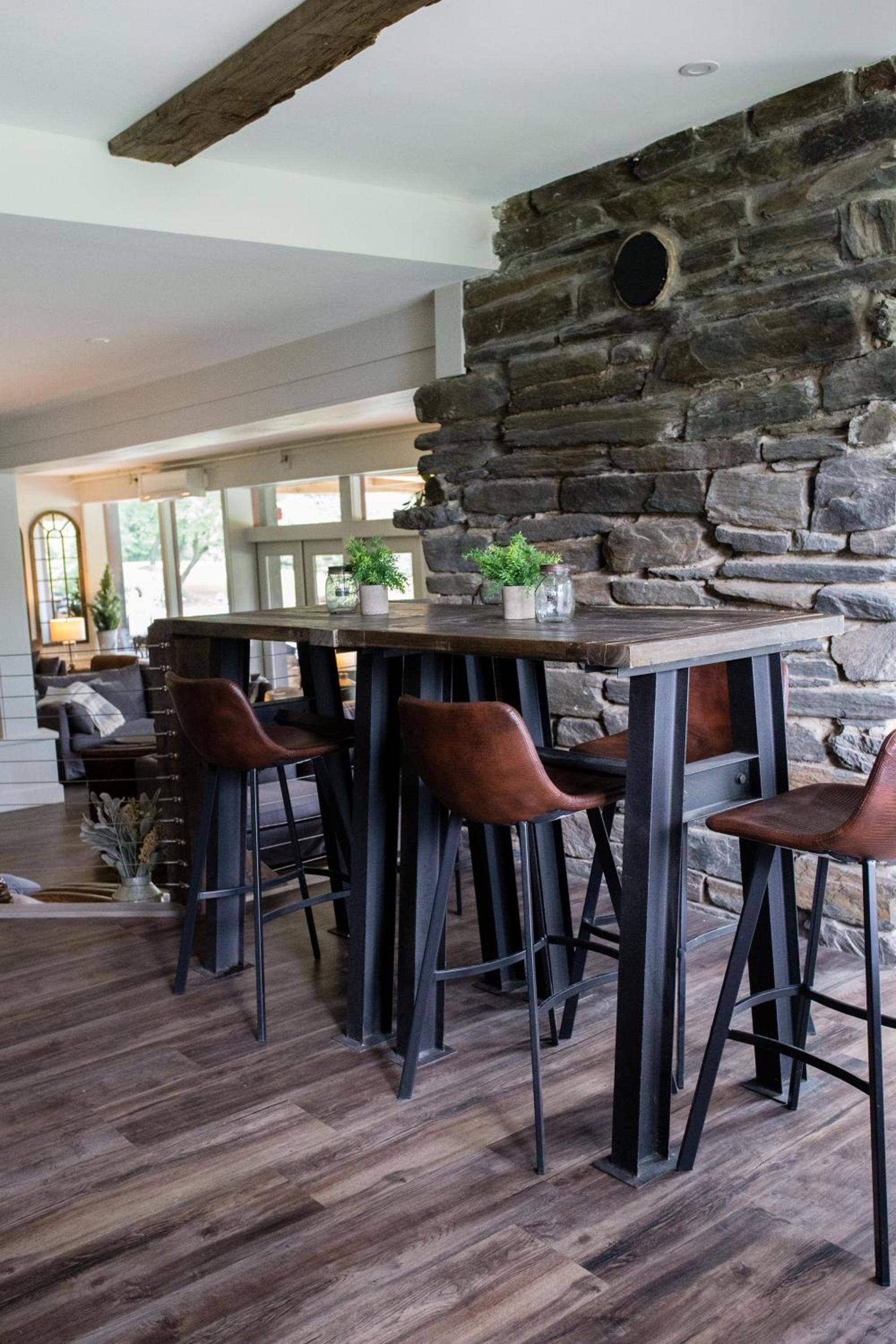 Mountain Meadows Lodge photo 11