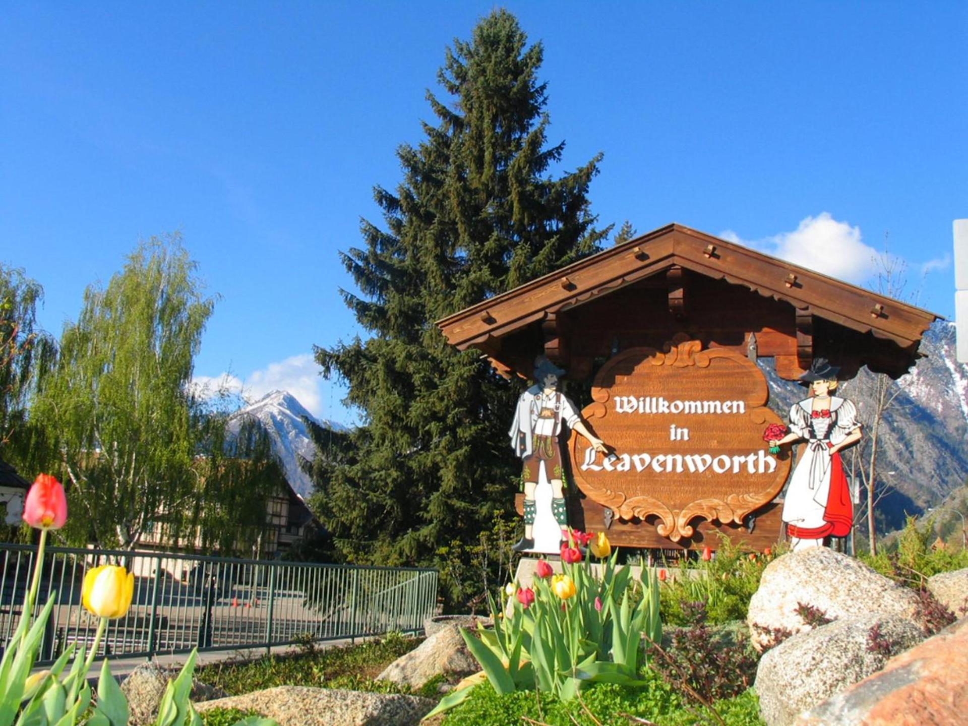 Linderhof Inn — hotel in Leavenworth