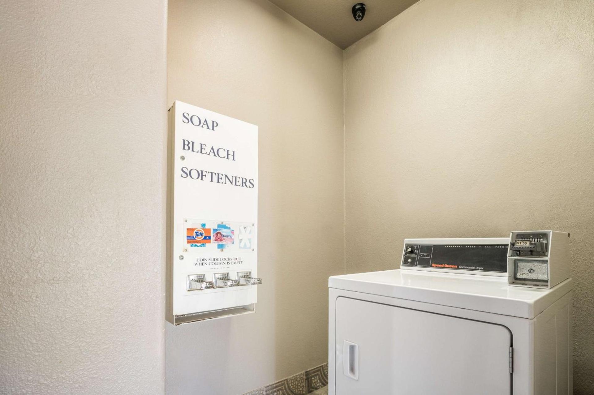 SureStay Hotel by Best Western Alice photo 9