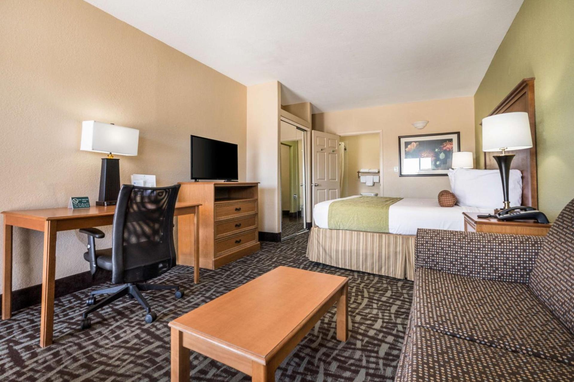 SureStay Hotel by Best Western Alice photo 15