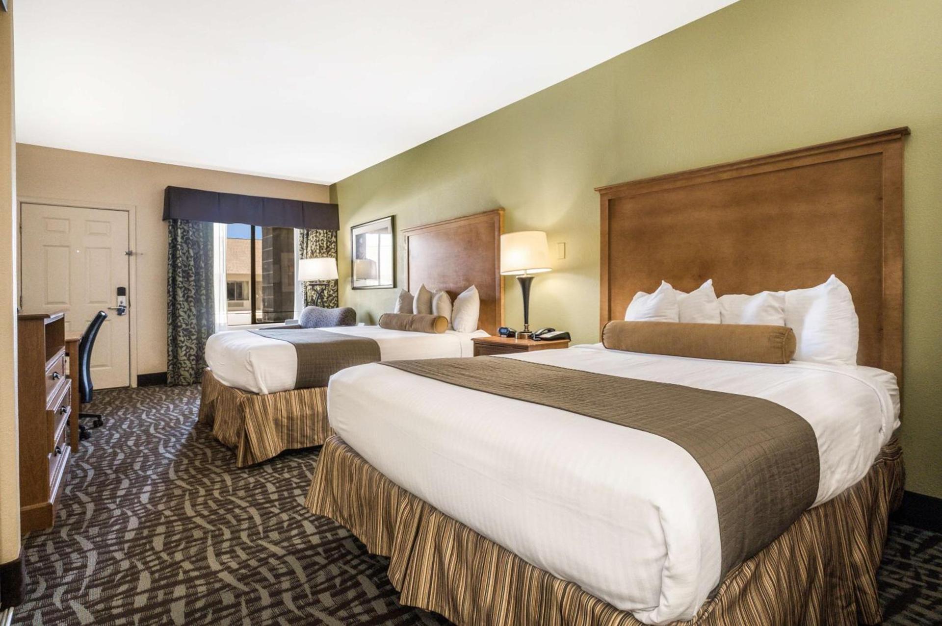 SureStay Hotel by Best Western Alice photo 12