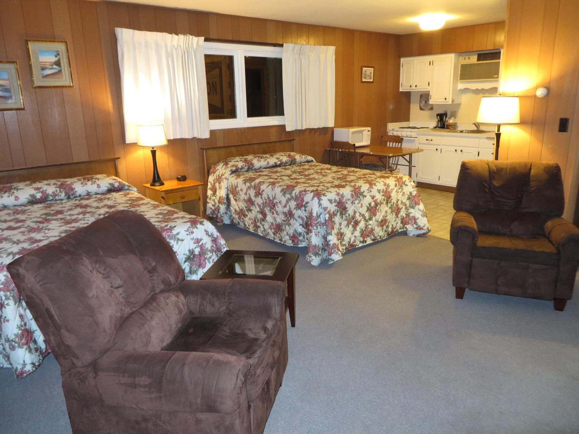 Travelers Inn Motel photo 12