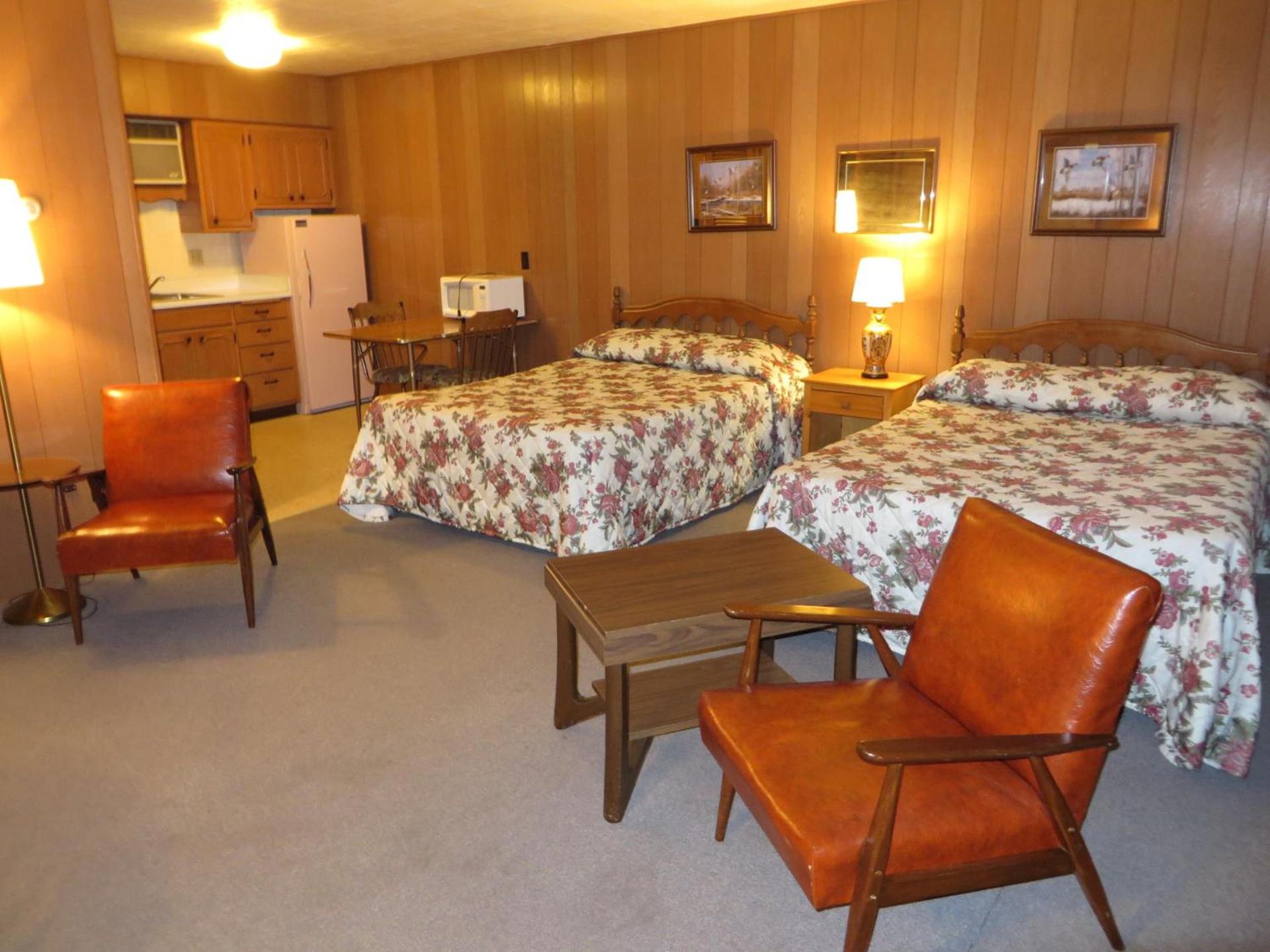 Travelers Inn Motel photo 13