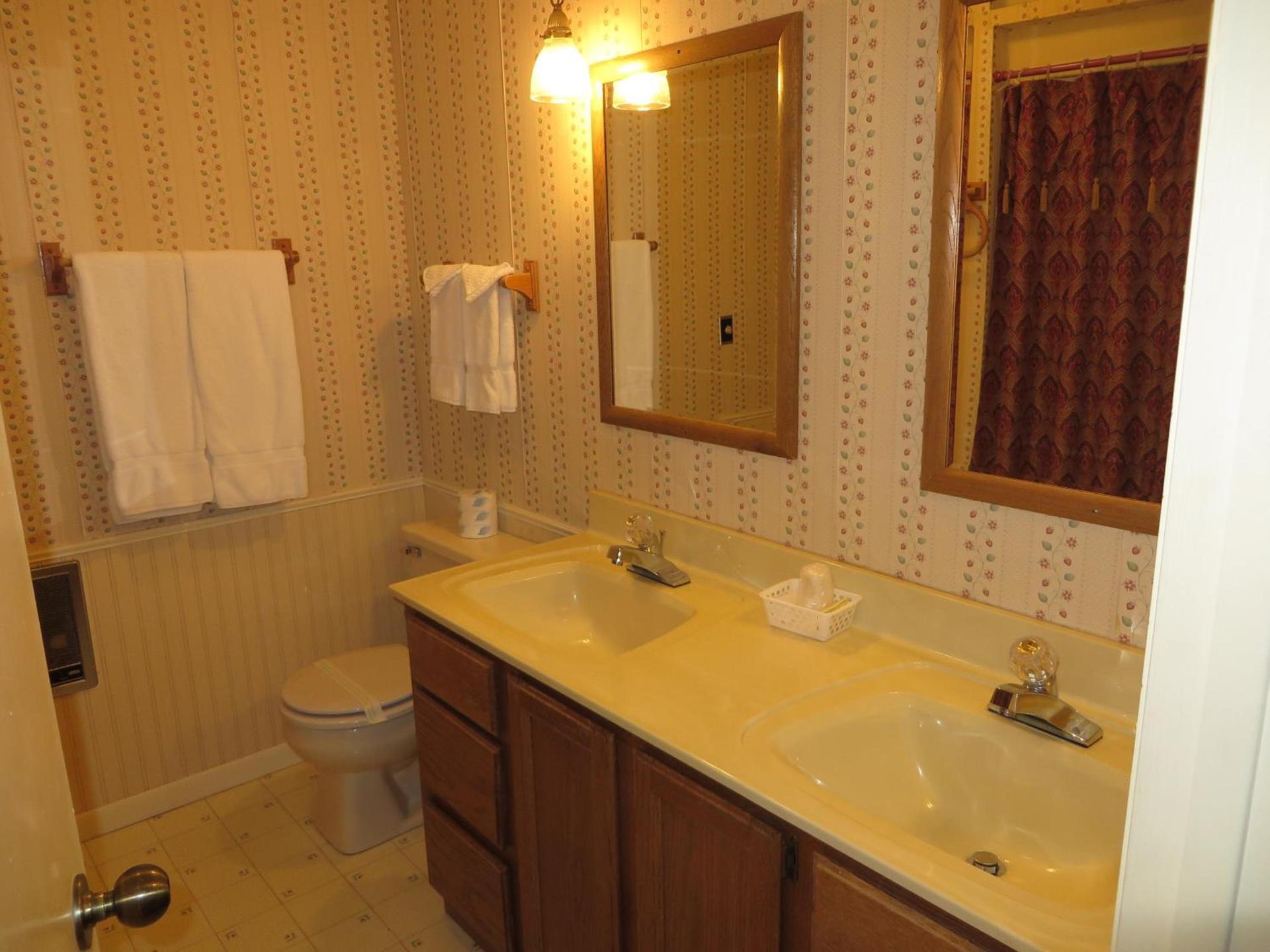 Travelers Inn Motel photo 6