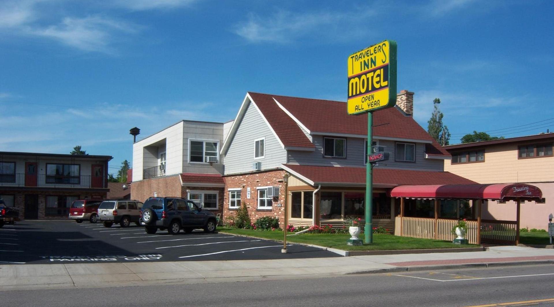 Travelers Inn Motel — hotel in Eagle River