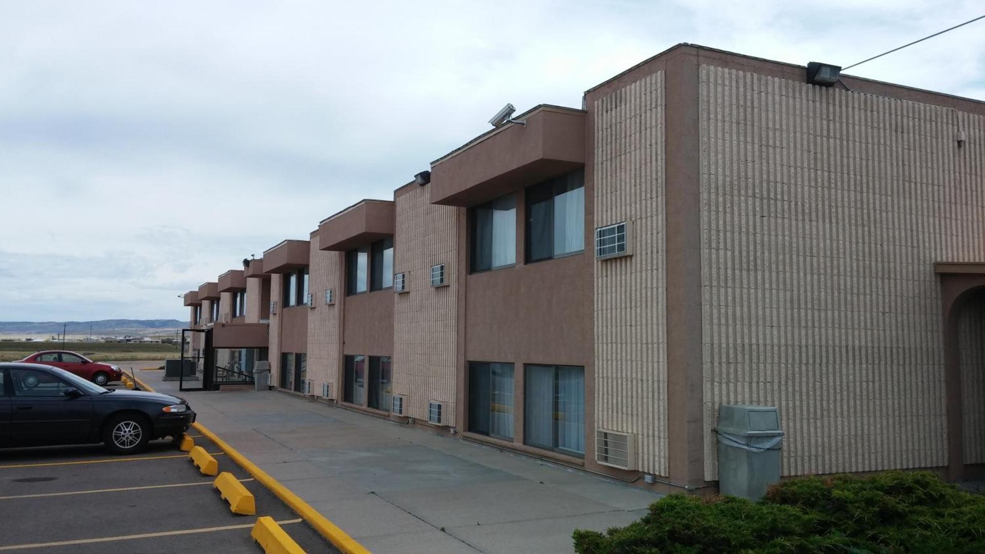 Super 8 by Wyndham Laramie photo 19