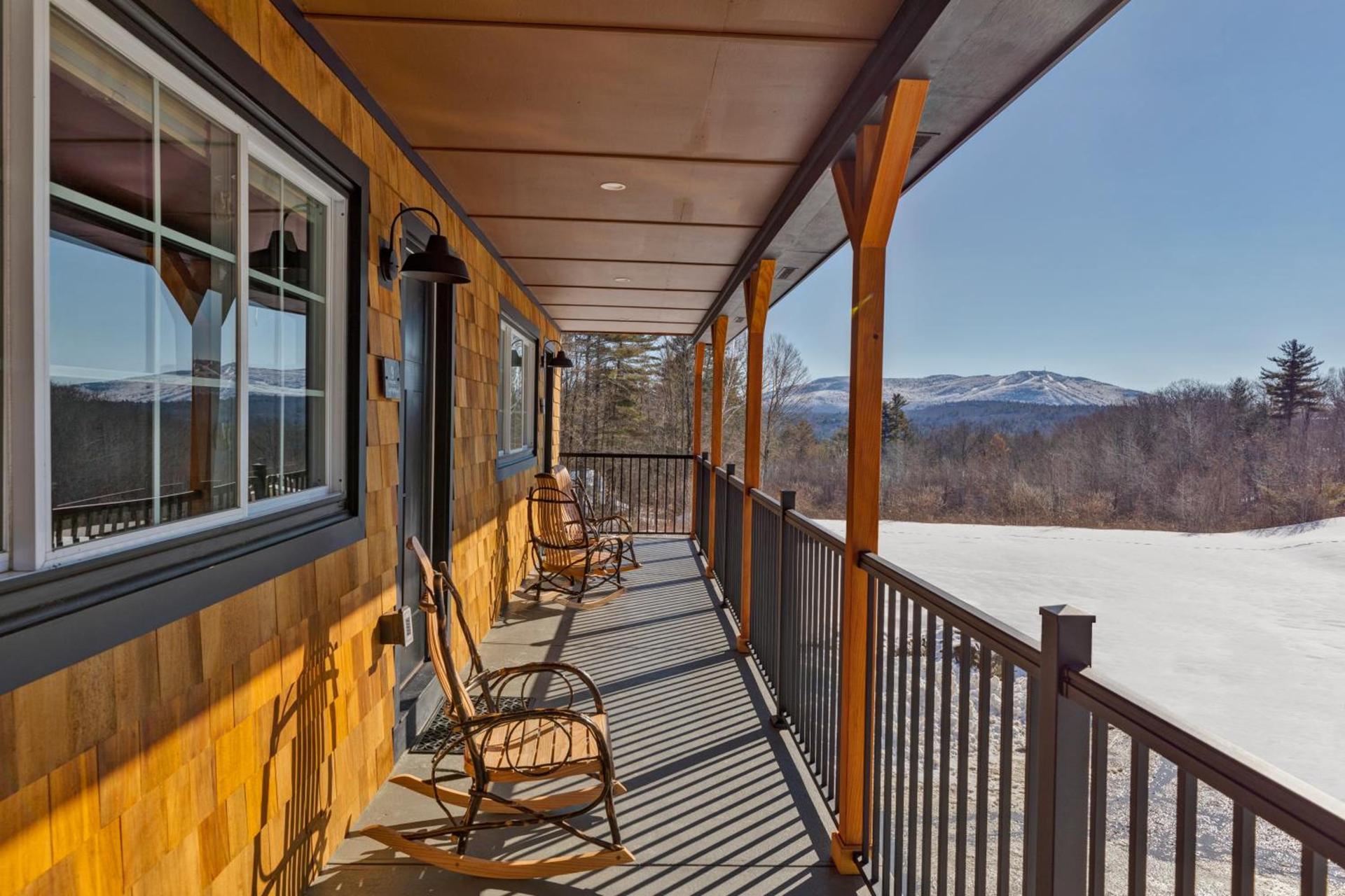 The Lodge by Sunapee Stays photo 6