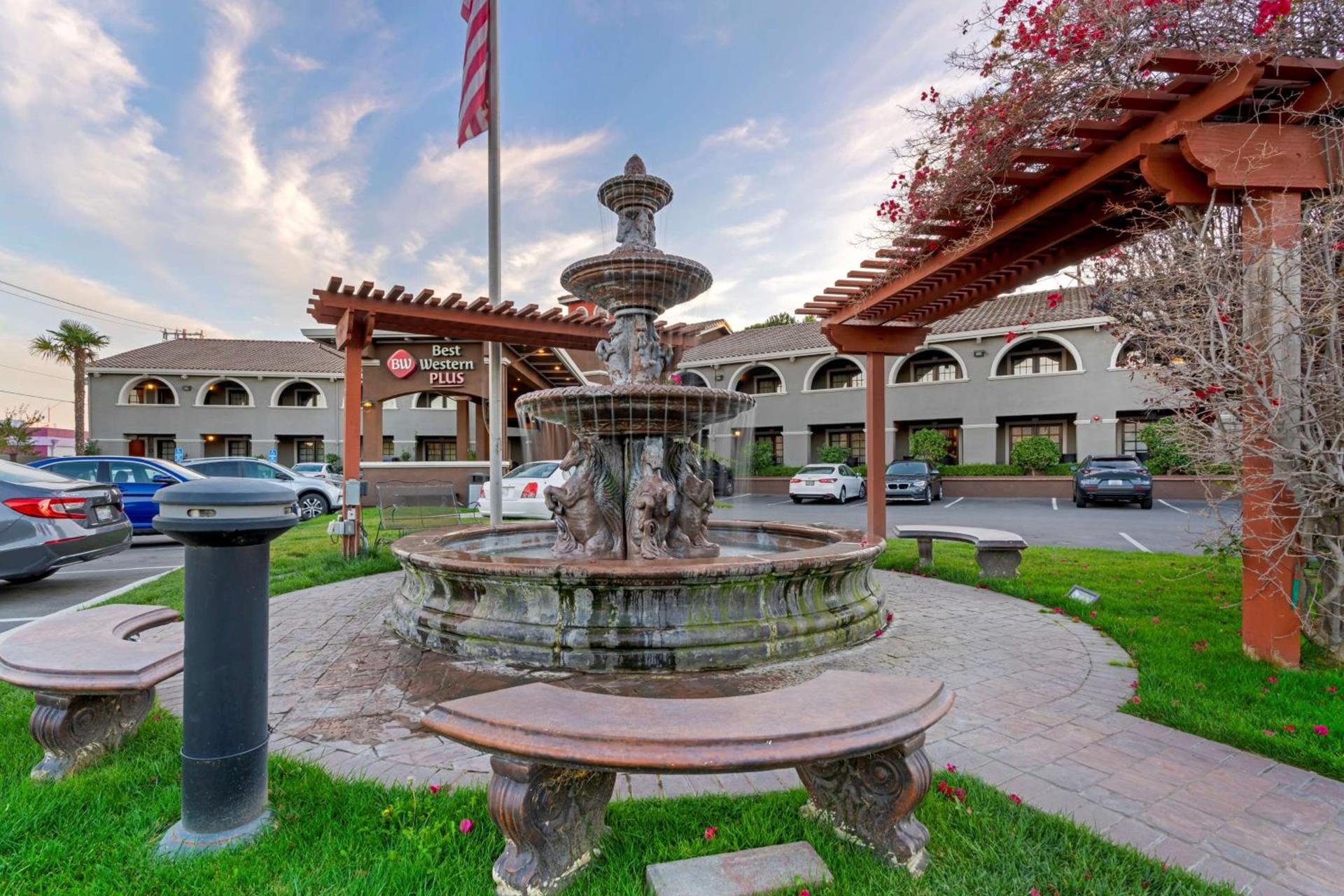 Best Western Plus Brookside Inn photo 12