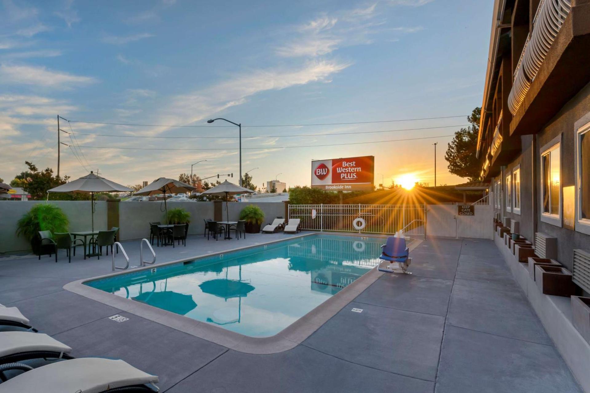 Best Western Plus Brookside Inn photo 2
