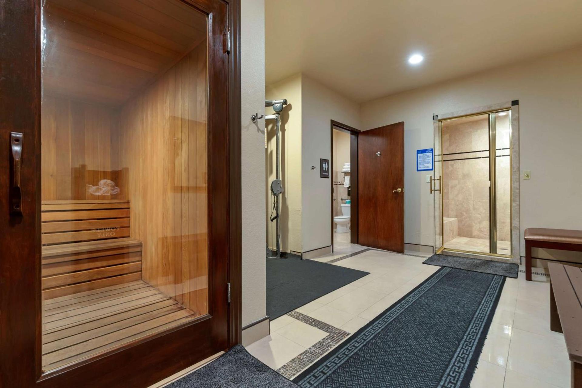 Best Western Plus Brookside Inn photo 21
