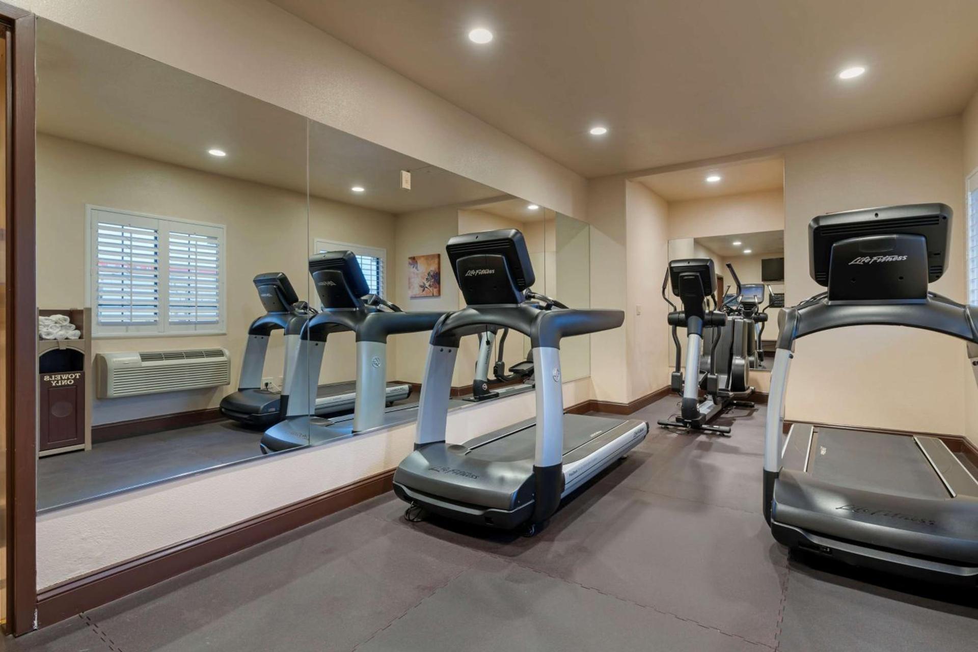 Best Western Plus Brookside Inn photo 22