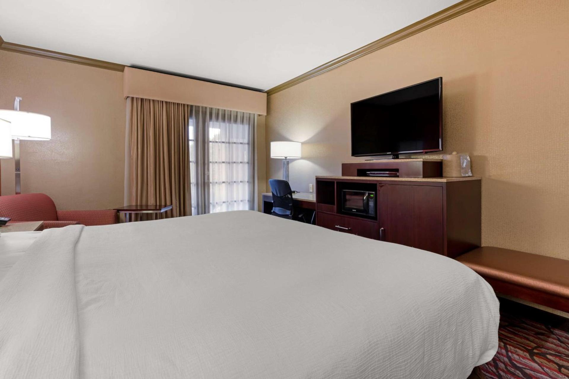 Best Western Plus Brookside Inn photo 26
