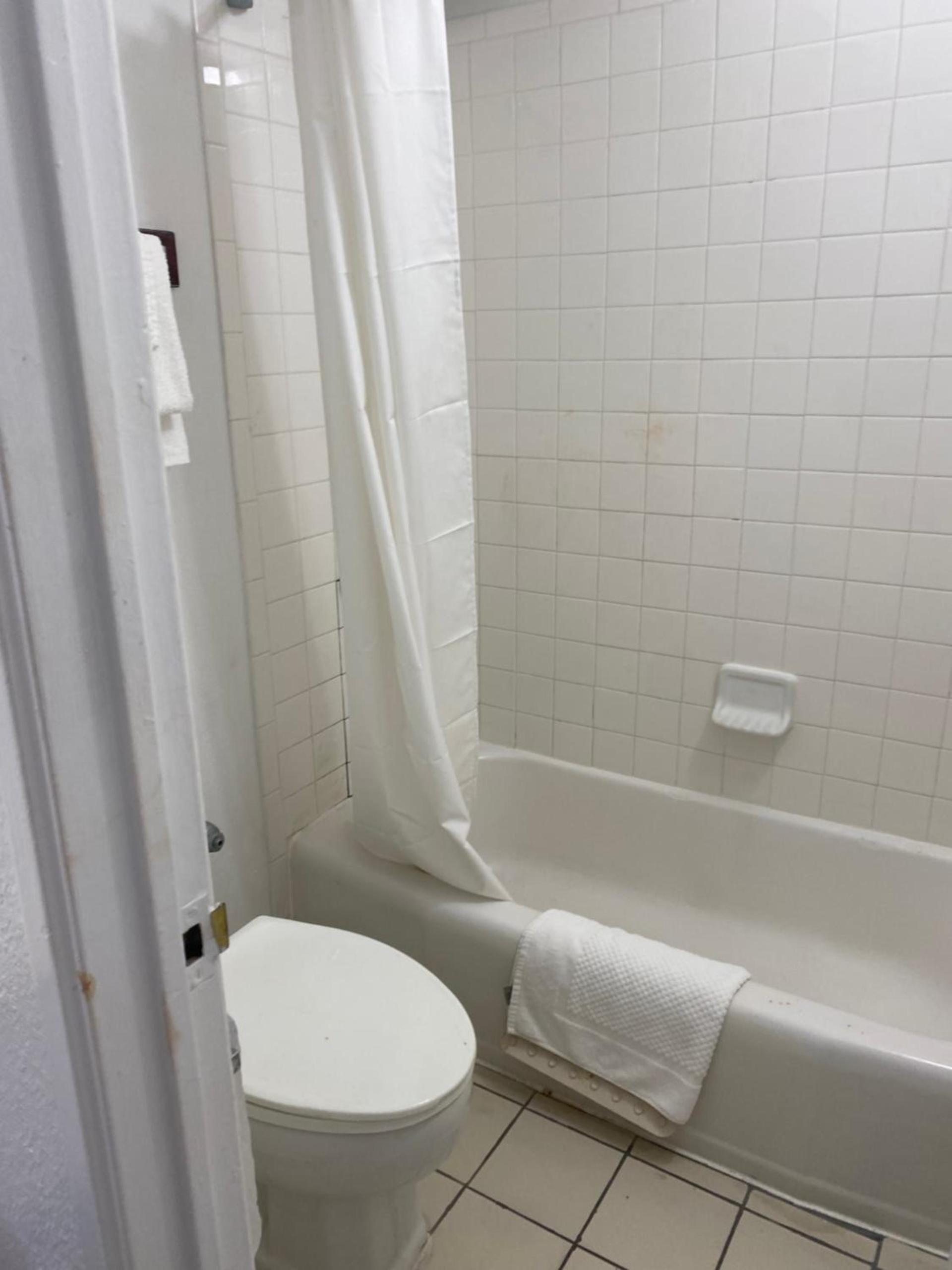 Luxury Inn photo 5