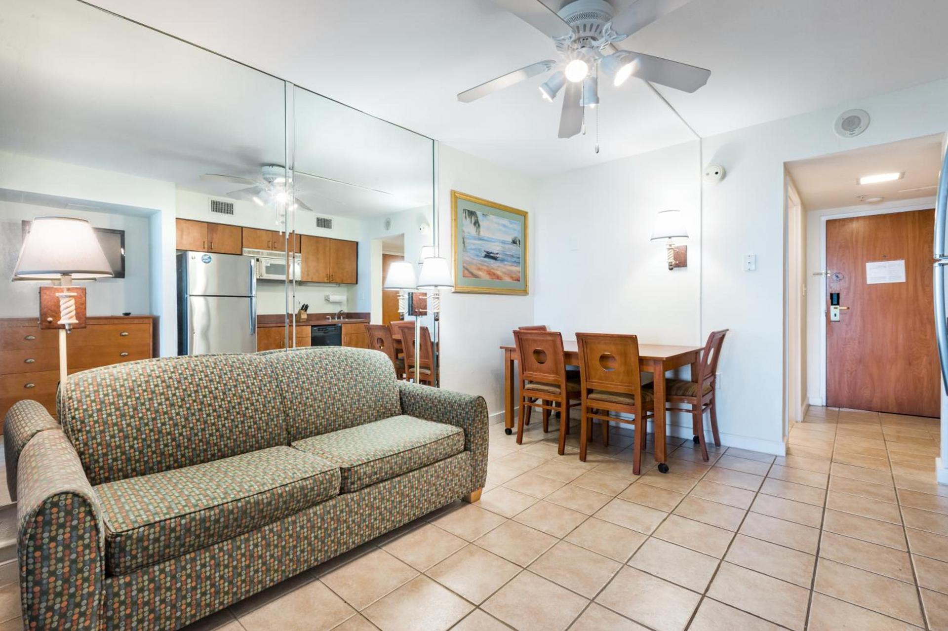 Ocean Sands Resort, Oceanfront, Virginia Beach by Vacatia photo 54