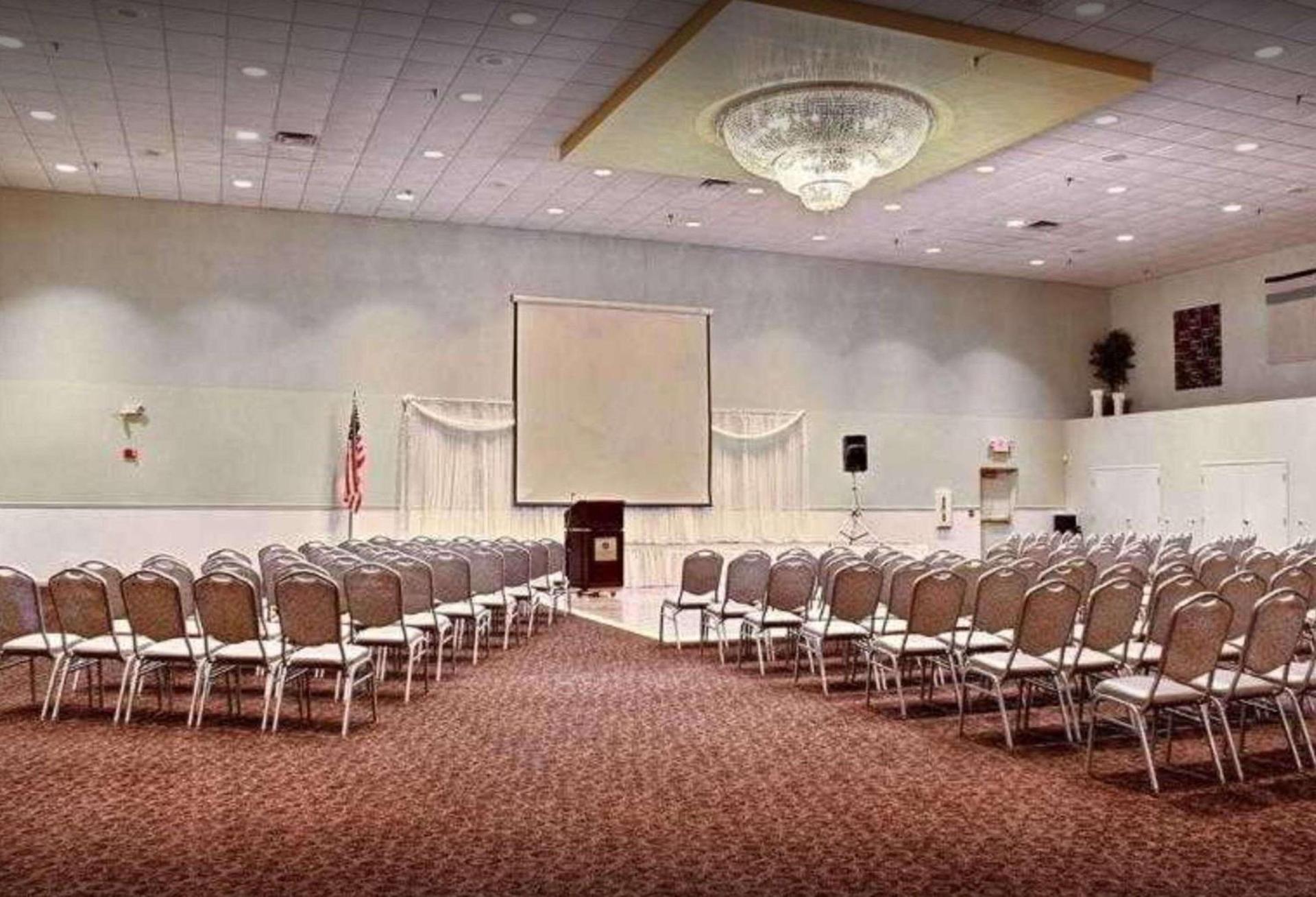 Comfort Inn & Suites Morton - Peoria photo 25