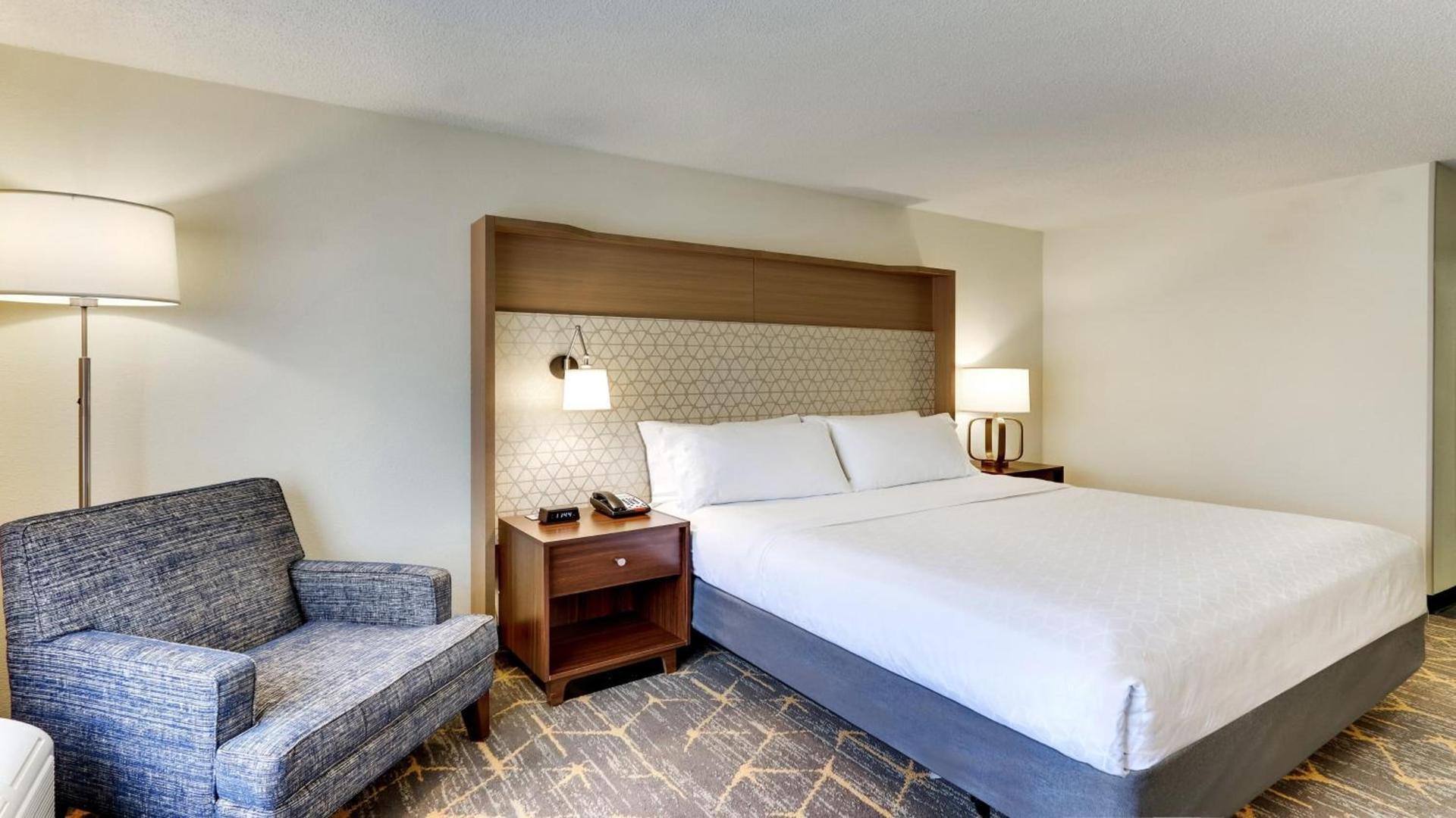 Holiday Inn Staunton Conference Center by IHG photo 85