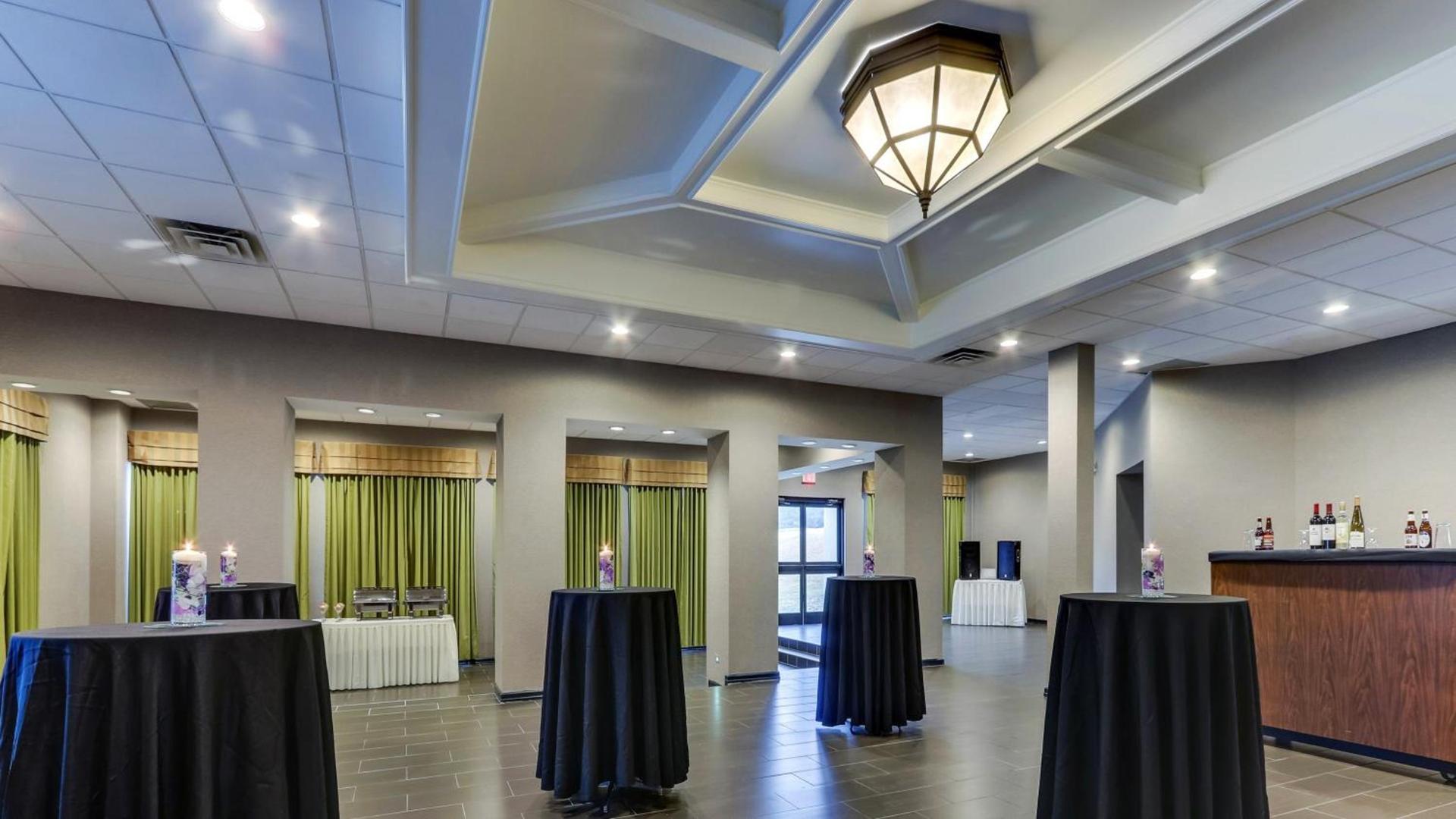 Holiday Inn Staunton Conference Center by IHG photo 40