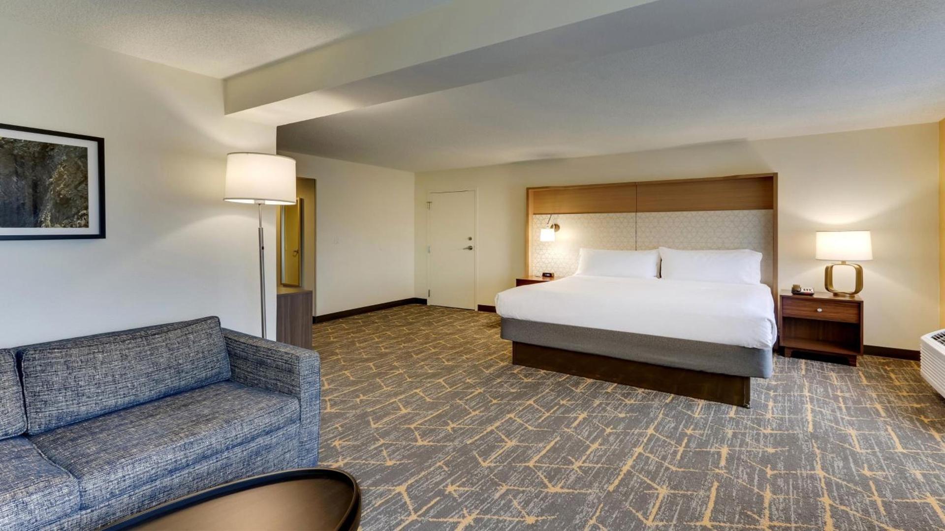 Holiday Inn Staunton Conference Center by IHG photo 76