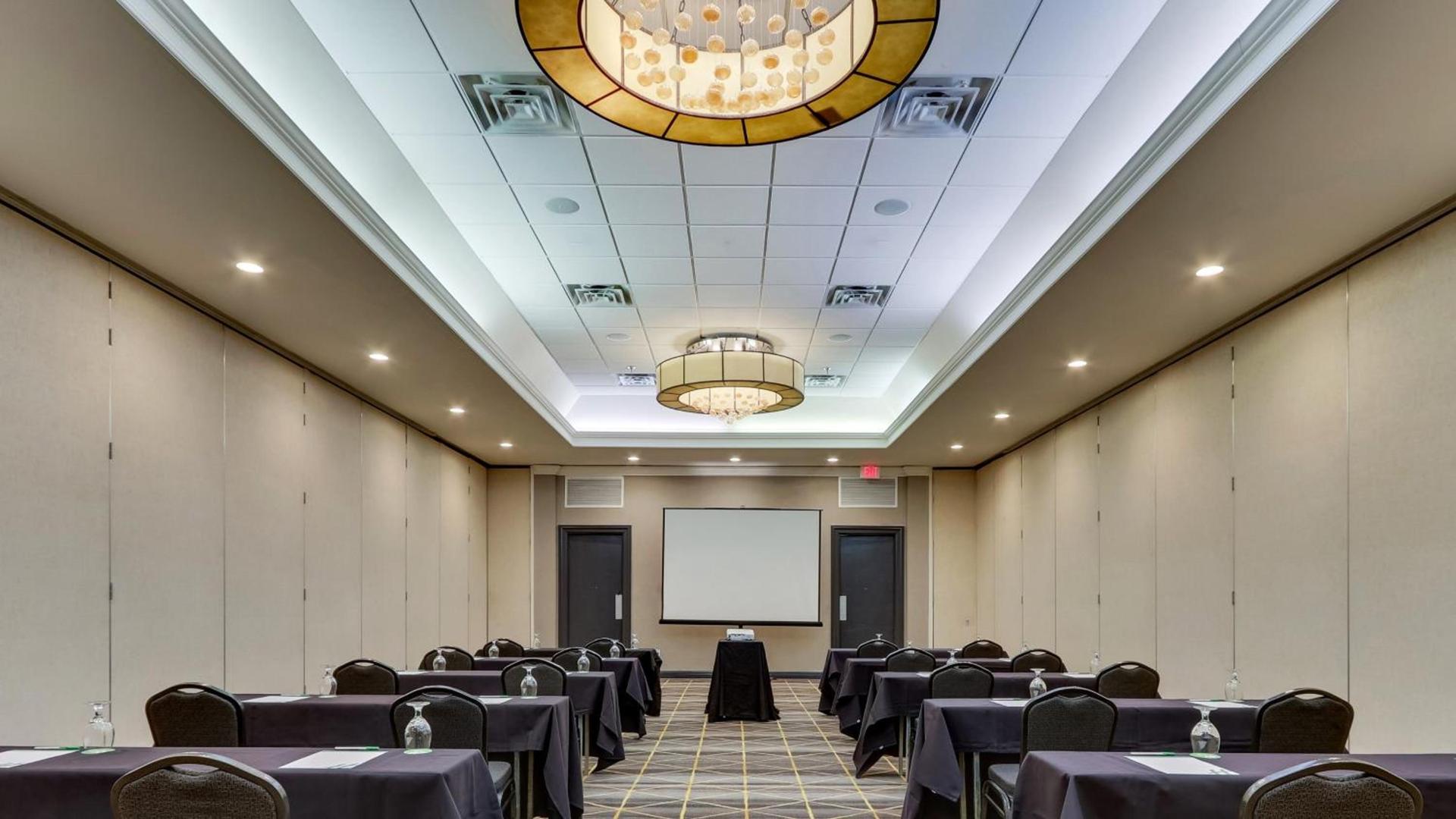 Holiday Inn Staunton Conference Center by IHG photo 45
