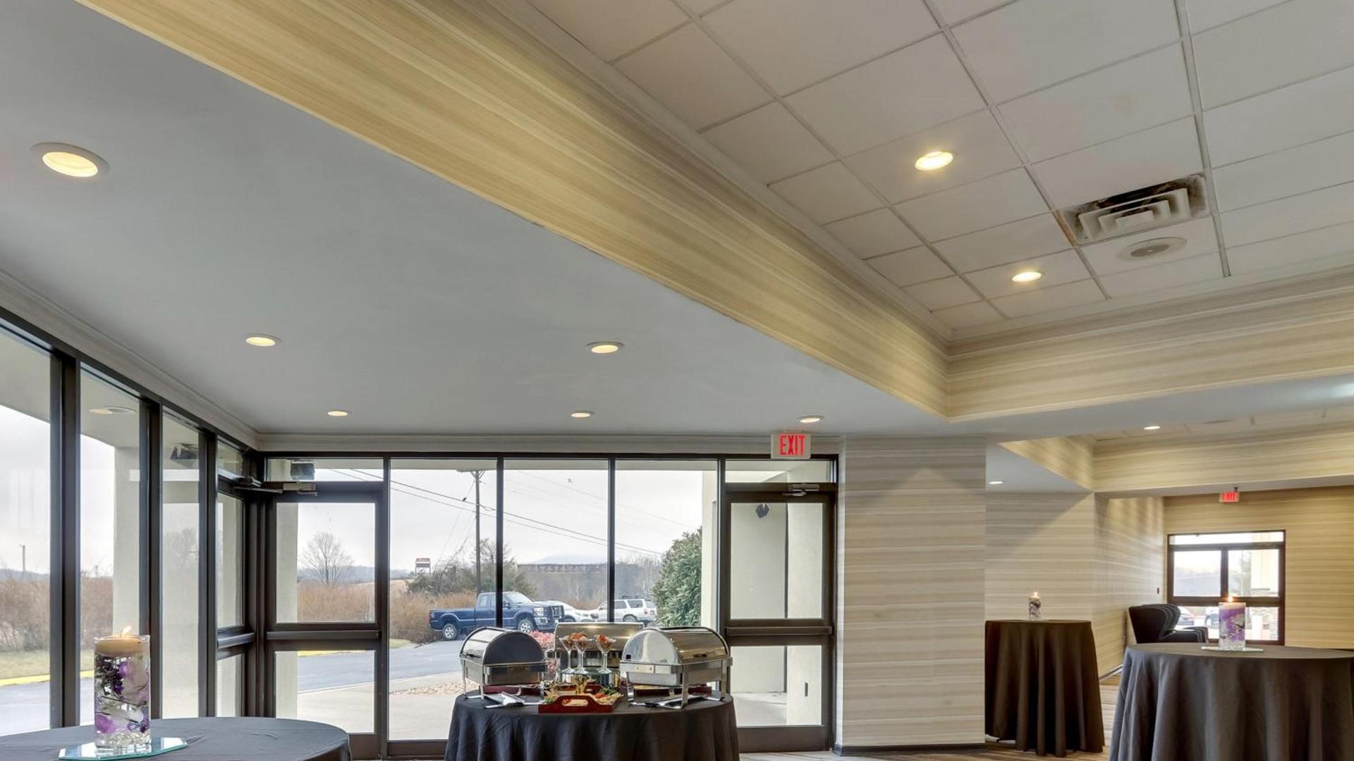 Holiday Inn Staunton Conference Center by IHG photo 46