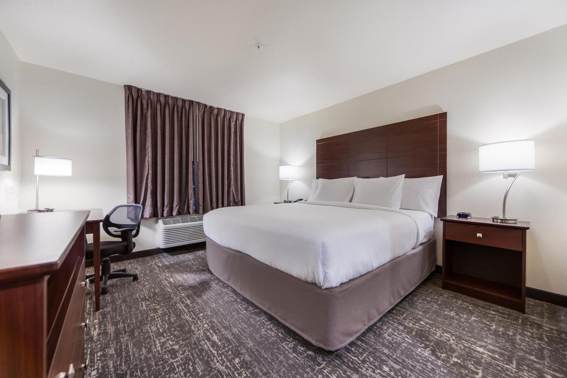 Cobblestone Inn & Suites-Fremont photo 29