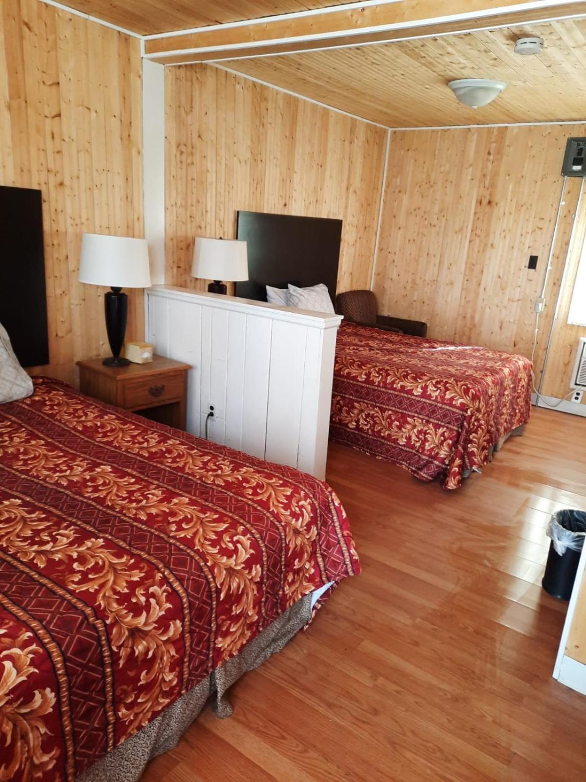 Fiesta City Motel photo 48