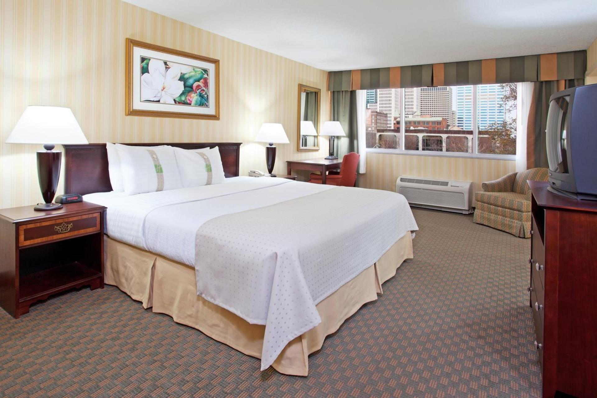 Holiday Inn Columbus Dwtn-Capitol Square by IHG photo 3