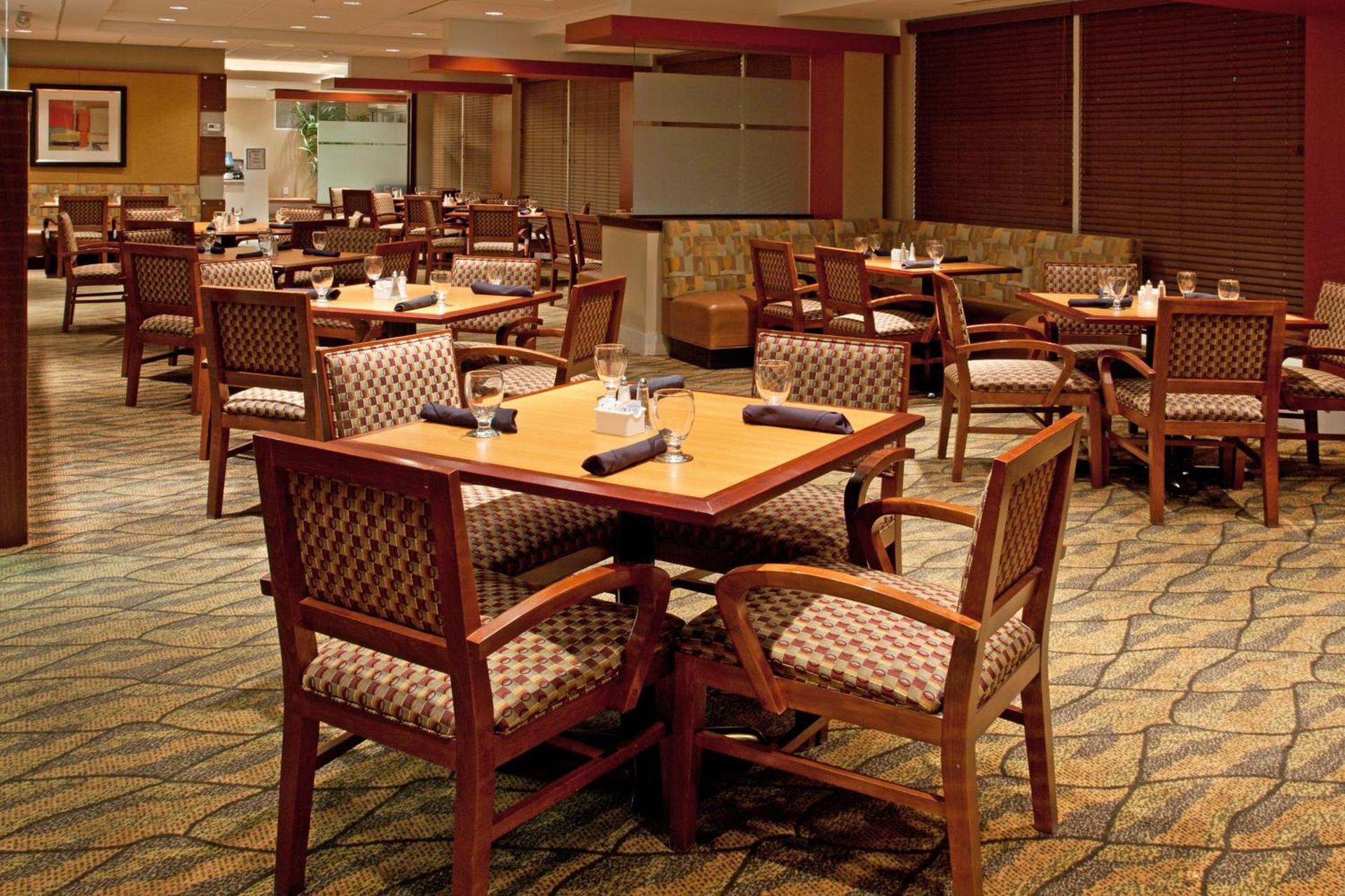 Holiday Inn Columbus Dwtn-Capitol Square by IHG photo 61