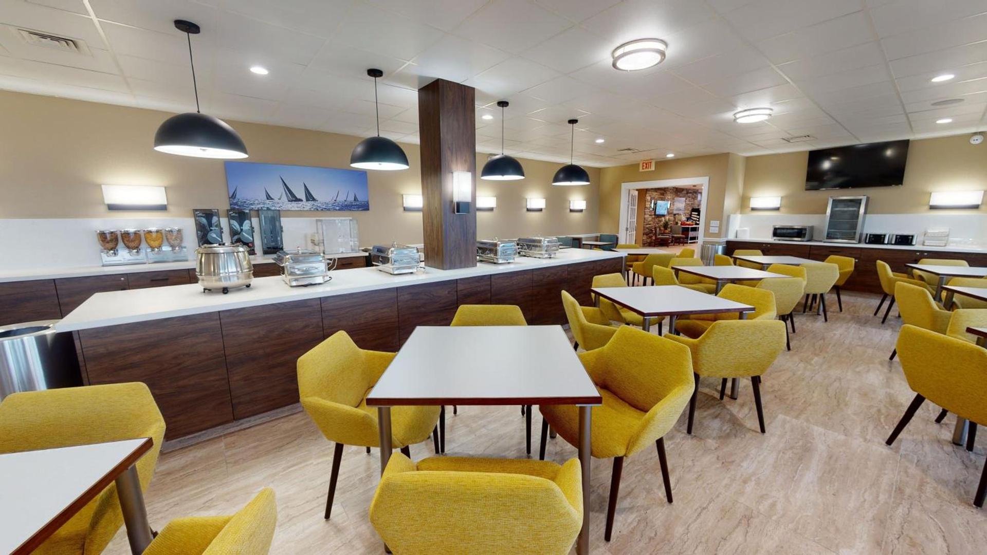 Beachfront Palms Resort Galveston, an Ascend Collection Hotel photo 10