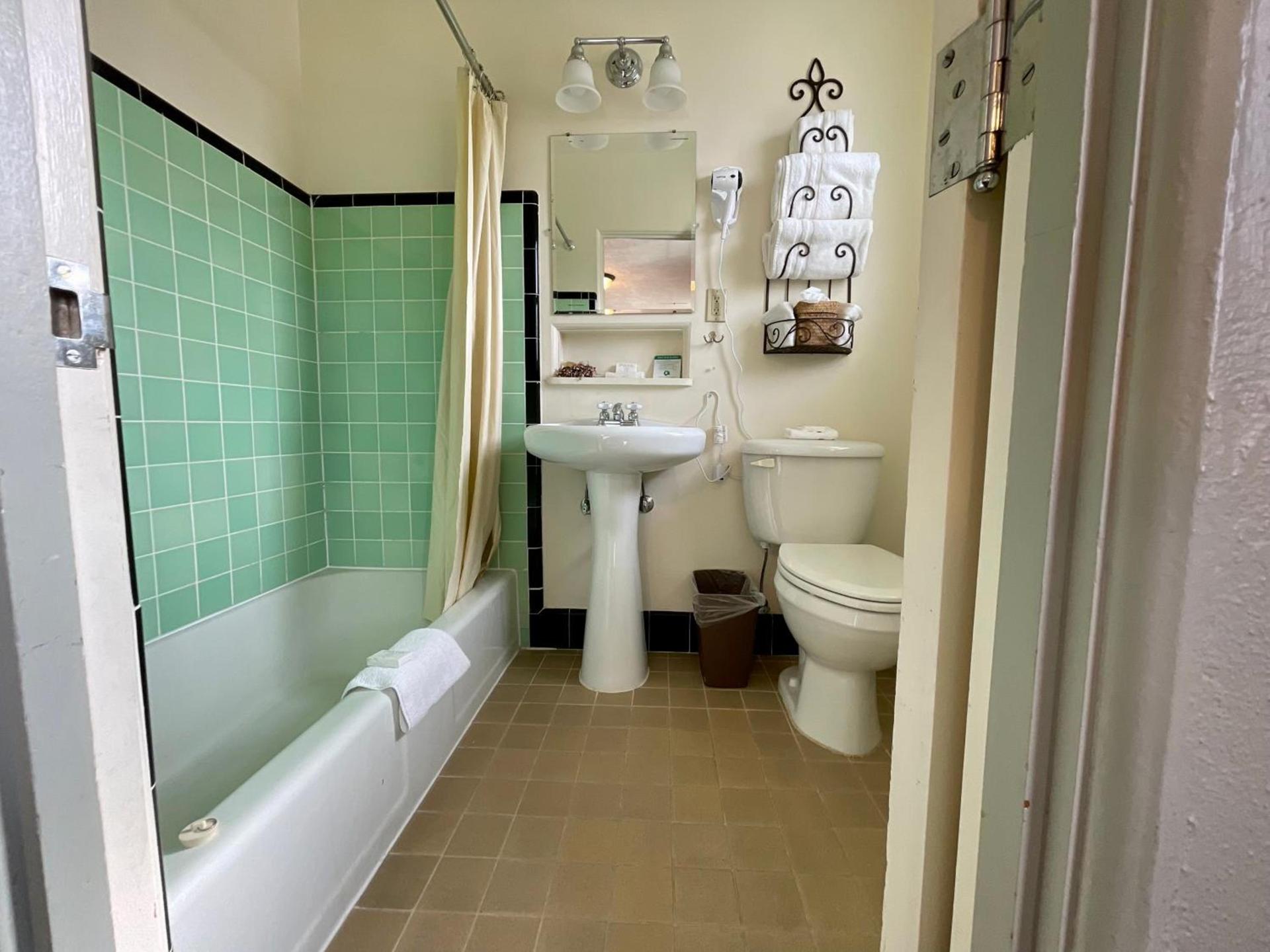 Rugged Country Lodge photo 52