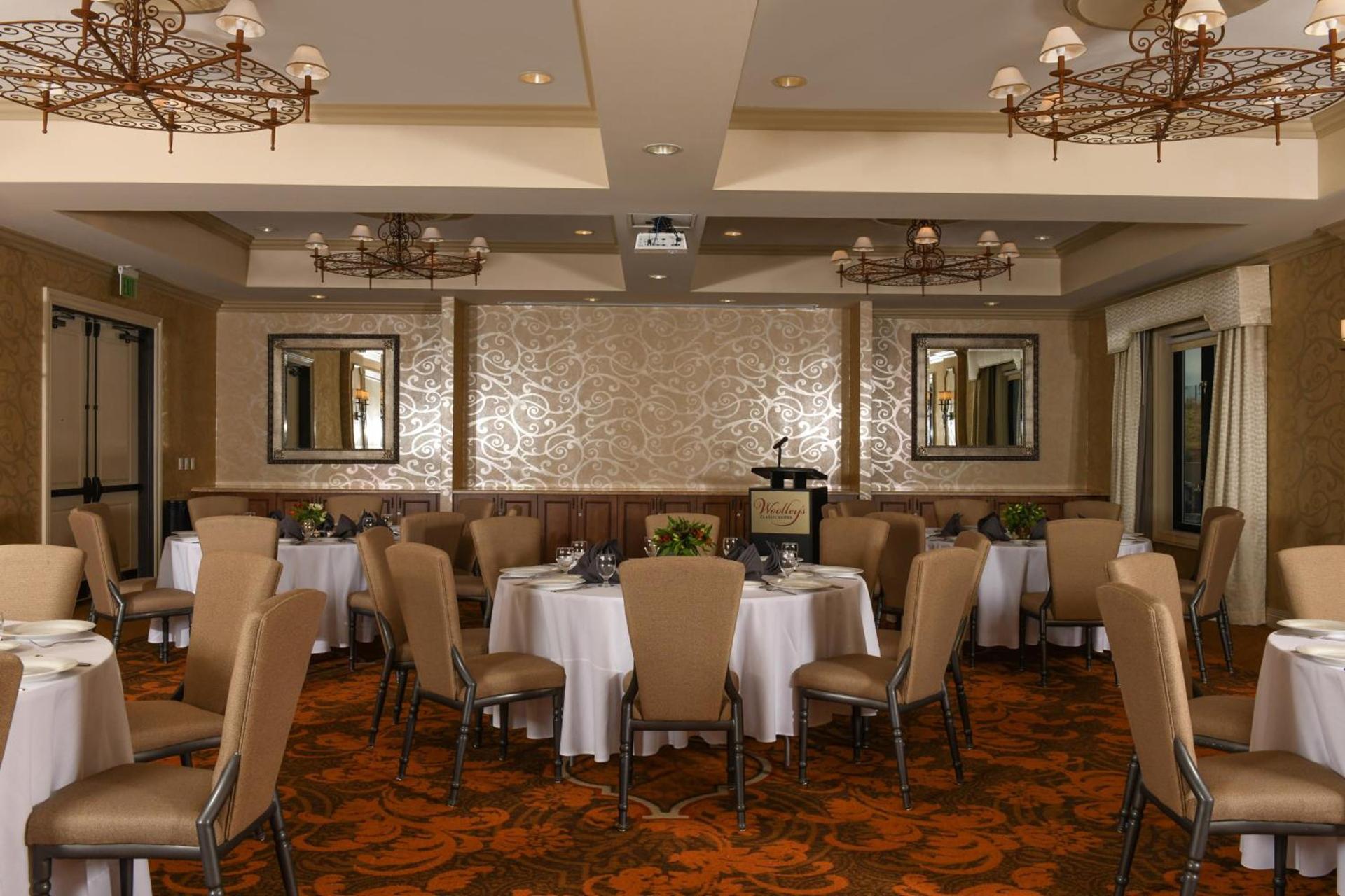 Woolley's Classic Suites photo 35