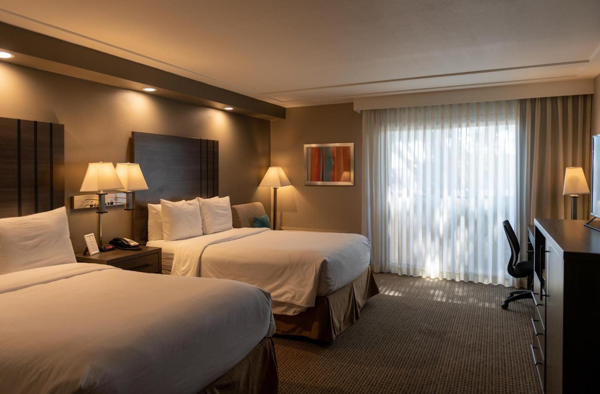 GreenTree Inn & Suites Los Angeles - Alhambra - Pasadena photo 47