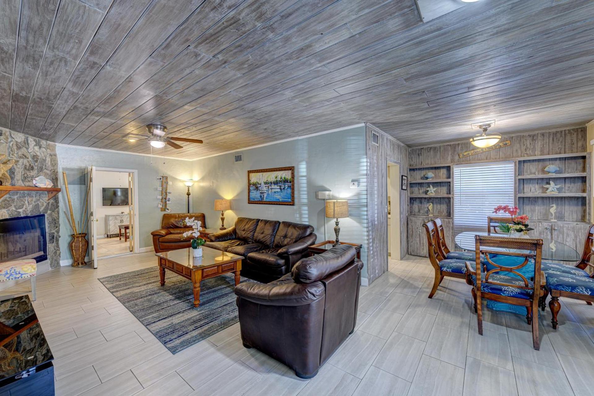 The Ringling Beach House photo 29