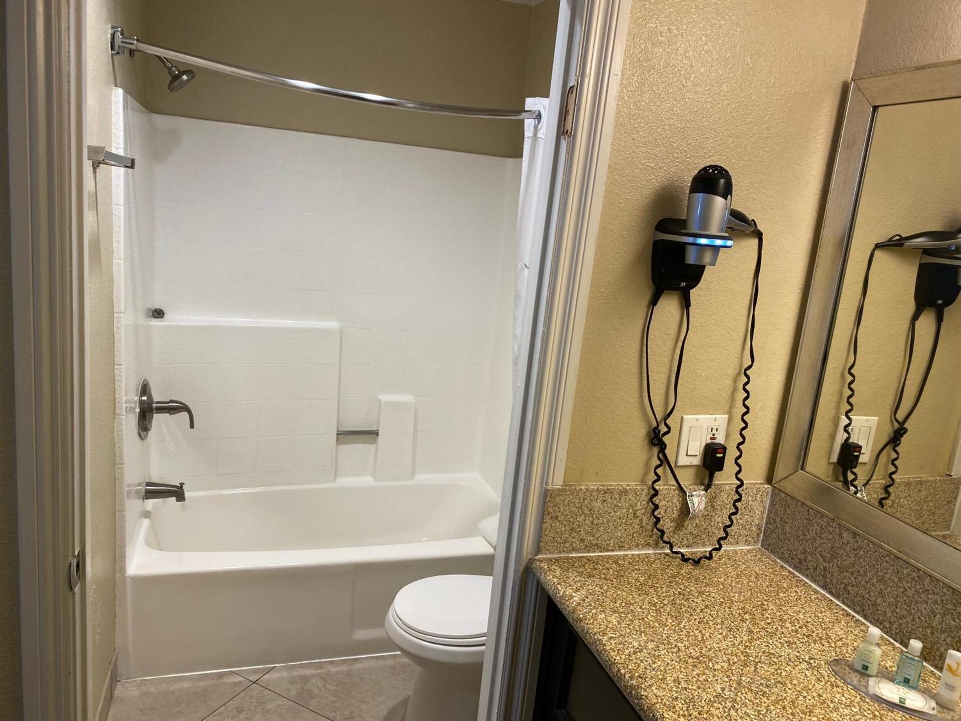 Quality Inn Downey photo 32