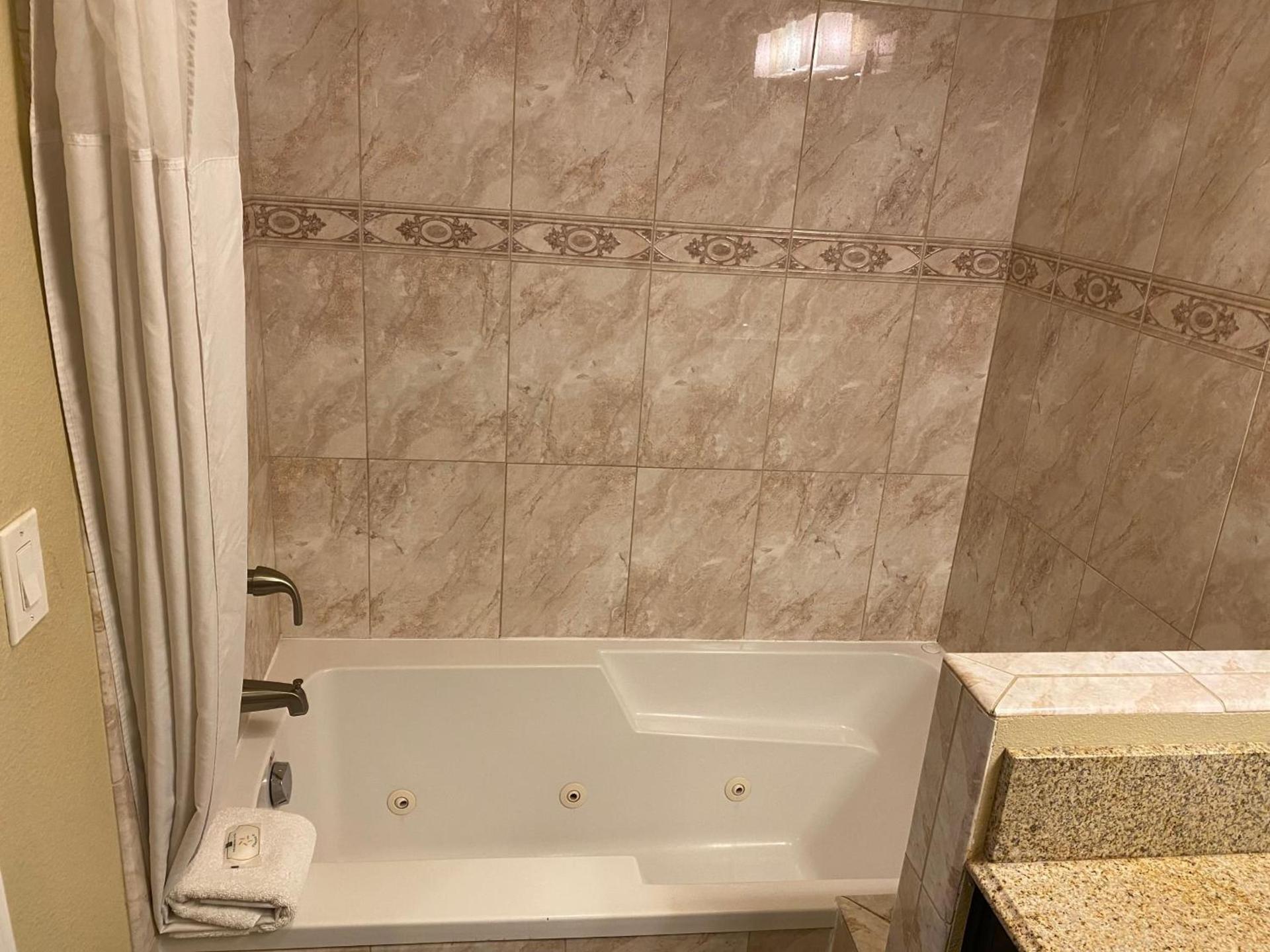 Quality Inn Downey photo 29