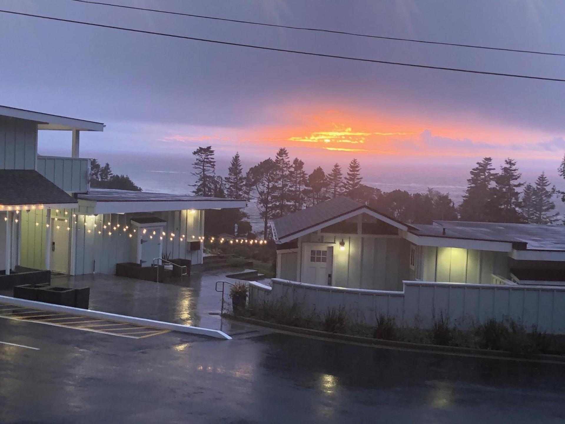 Seafoam Lodge photo 41