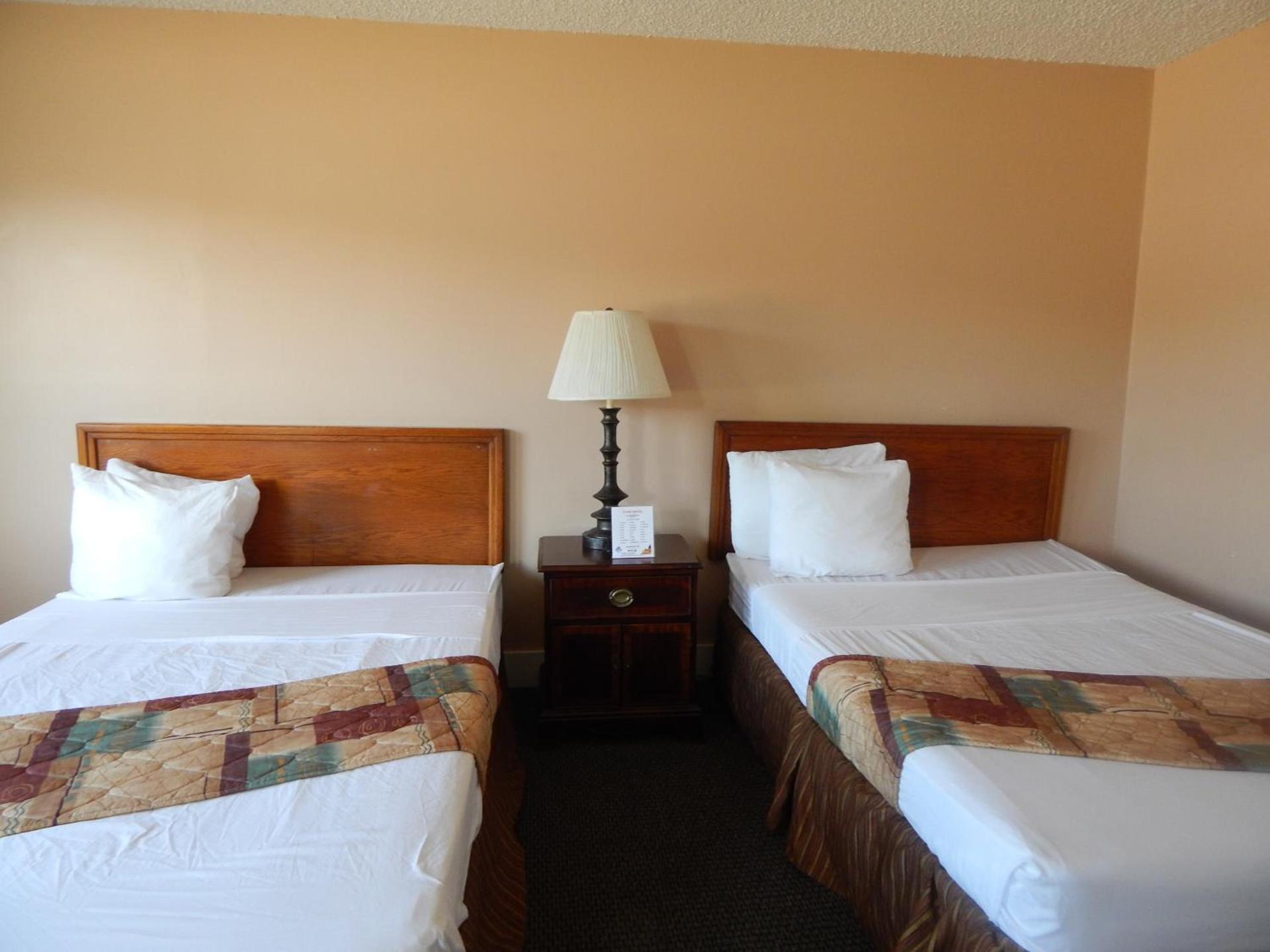 Capri Motel photo 54