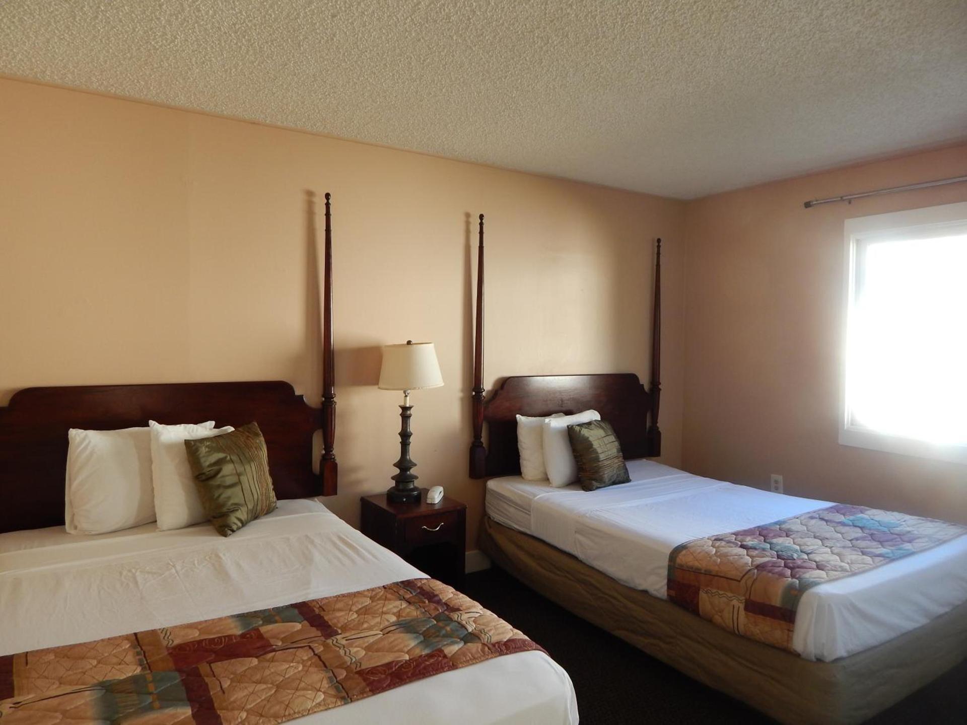 Capri Motel photo 55