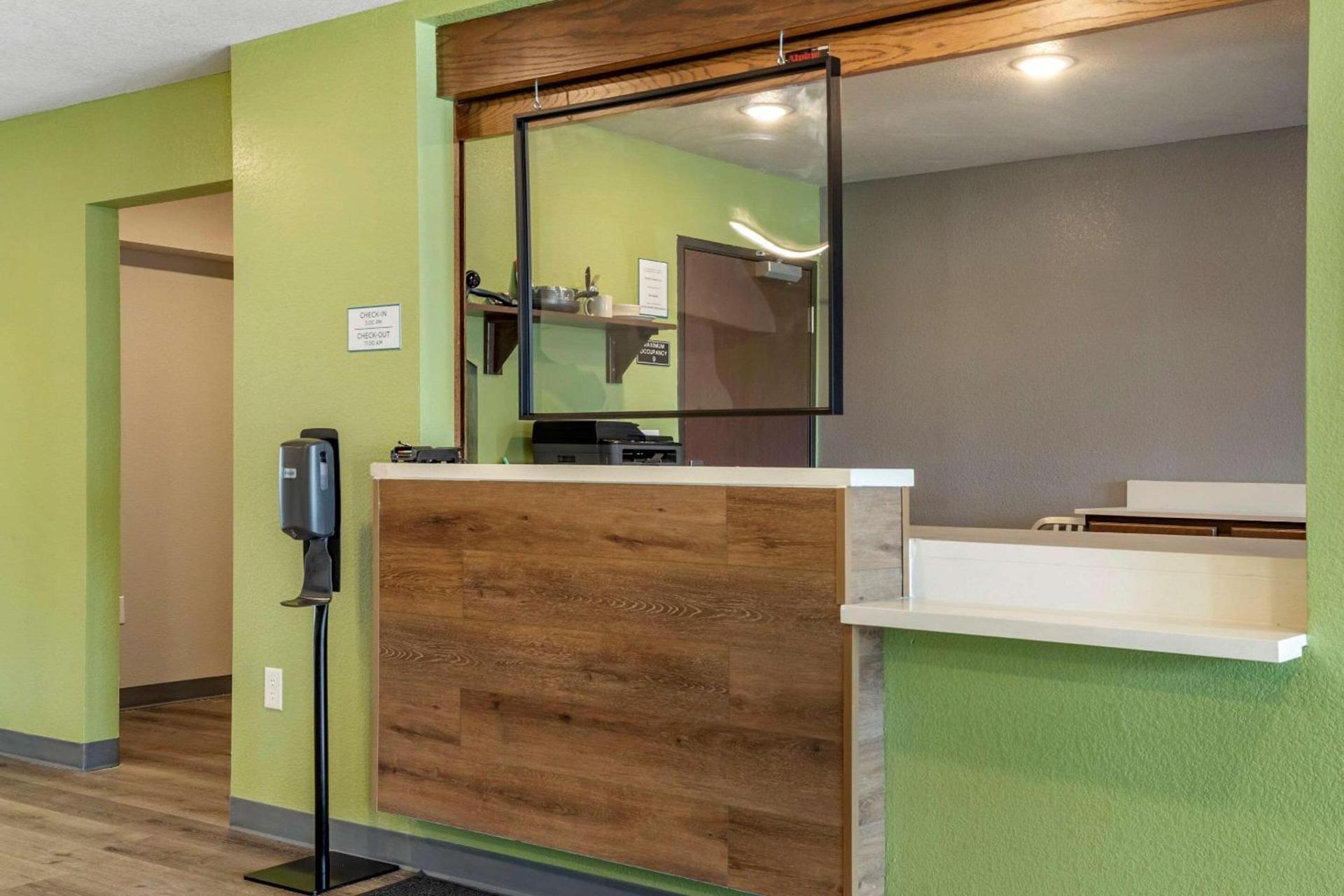WoodSpring Suites Austin Georgetown photo 6
