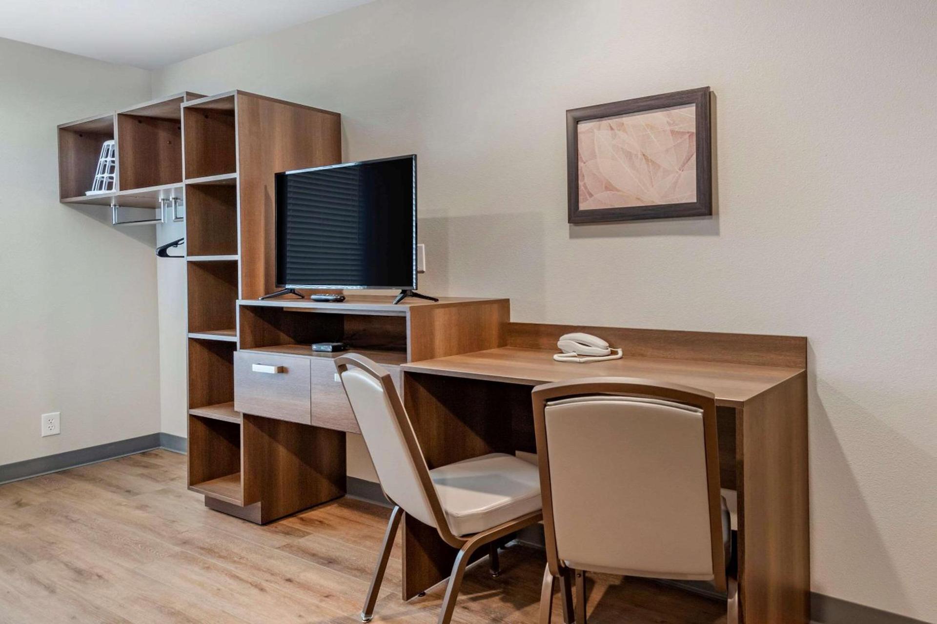 WoodSpring Suites Austin Georgetown photo 14