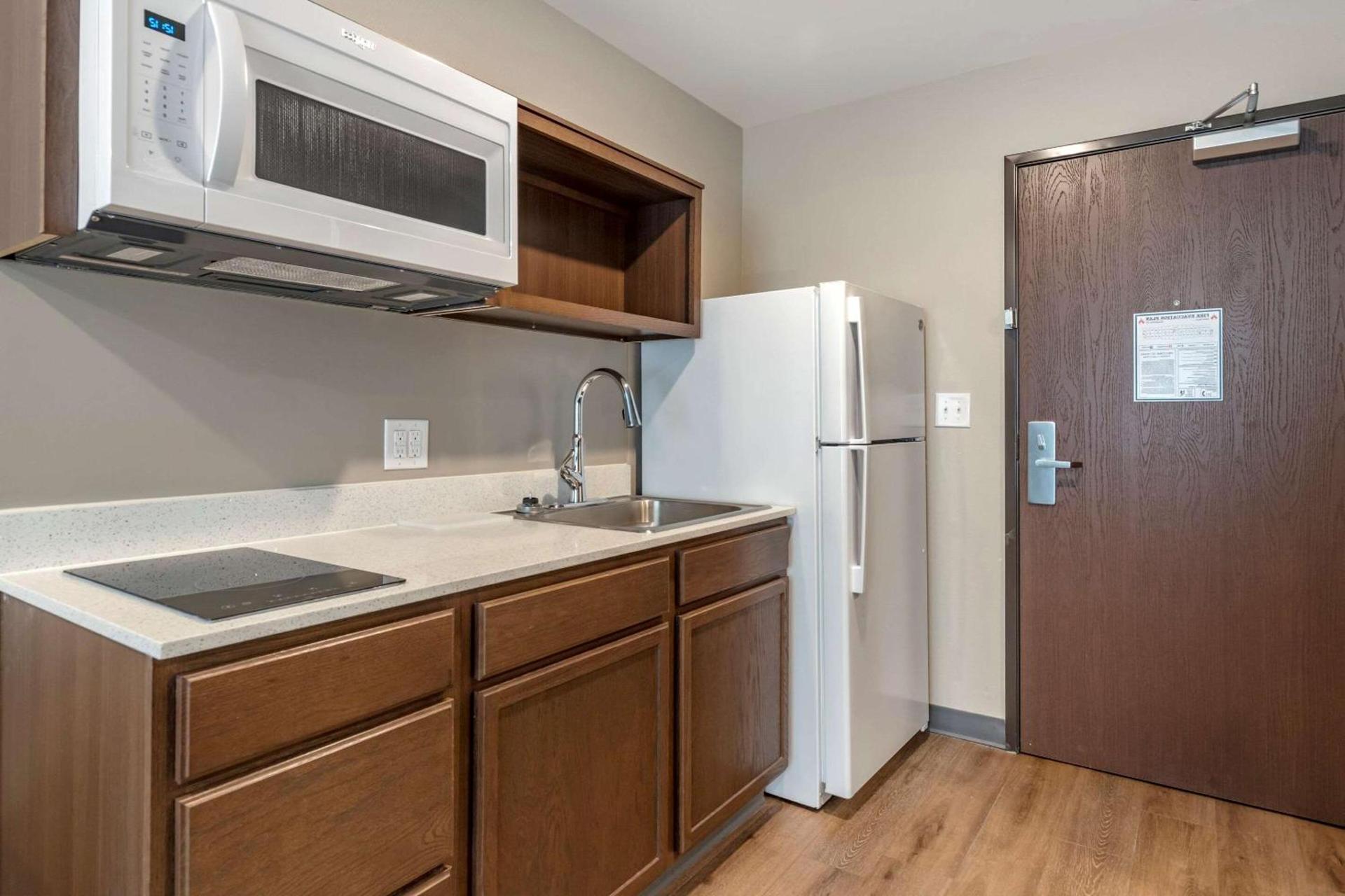 WoodSpring Suites Austin Georgetown photo 15