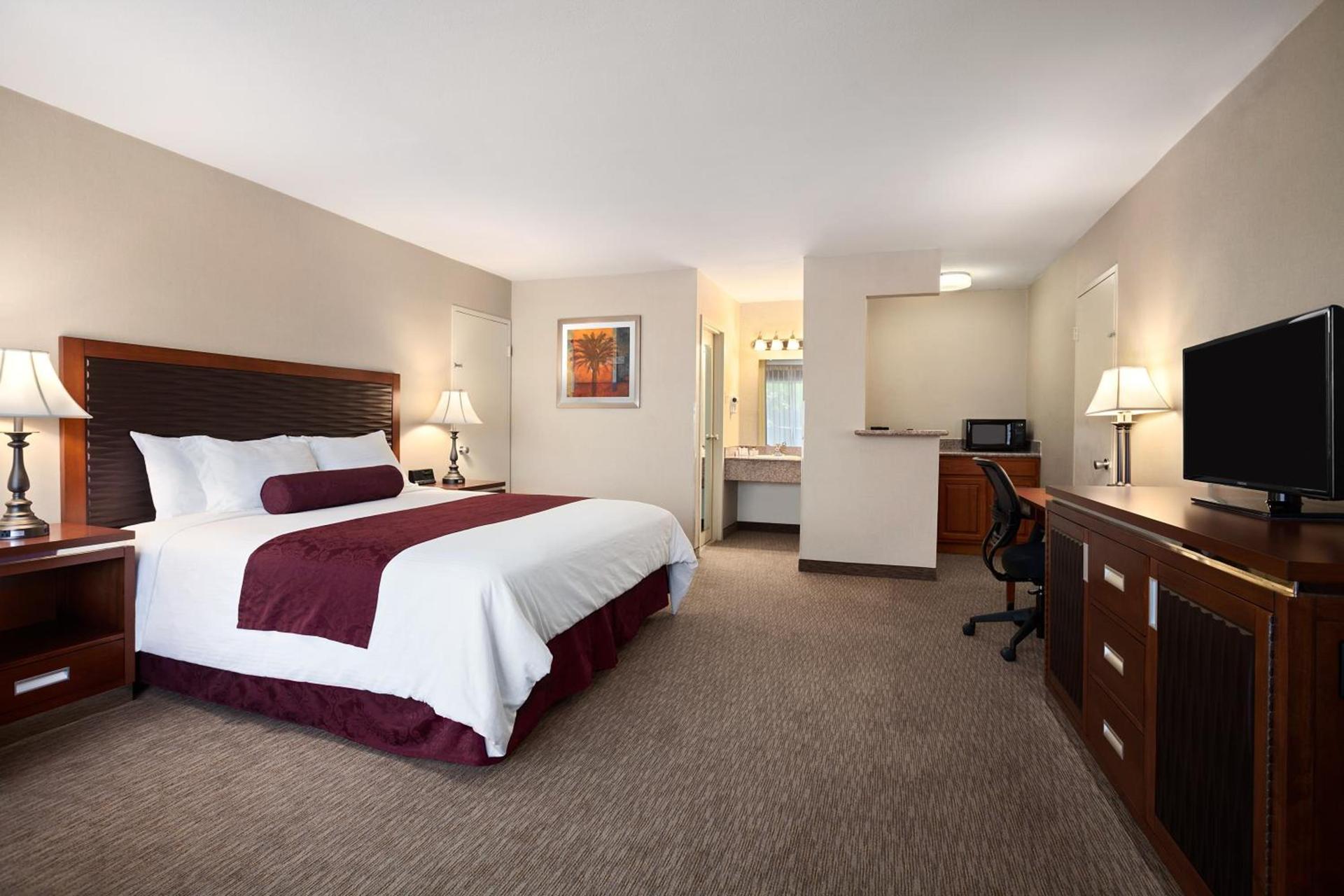 Ramada by Wyndham Sunnyvale/Silicon Valley photo 18