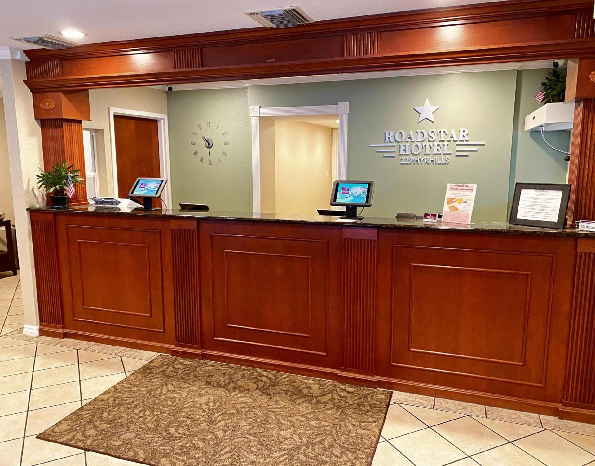 Roadstar Hotel Zephyrhills photo 8