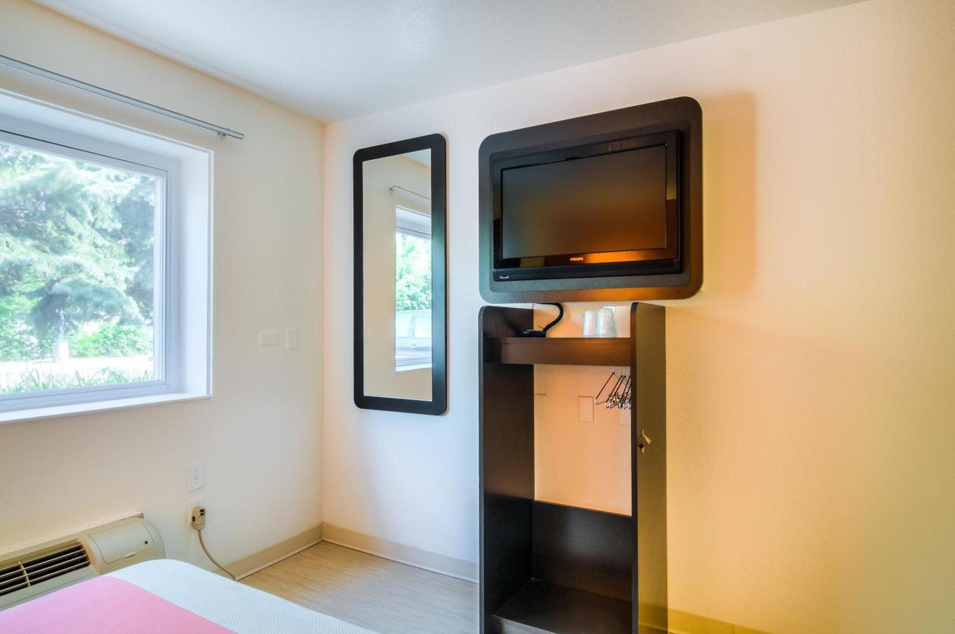 Motel 6-Arlington Heights, IL - Chicago North Central photo 31