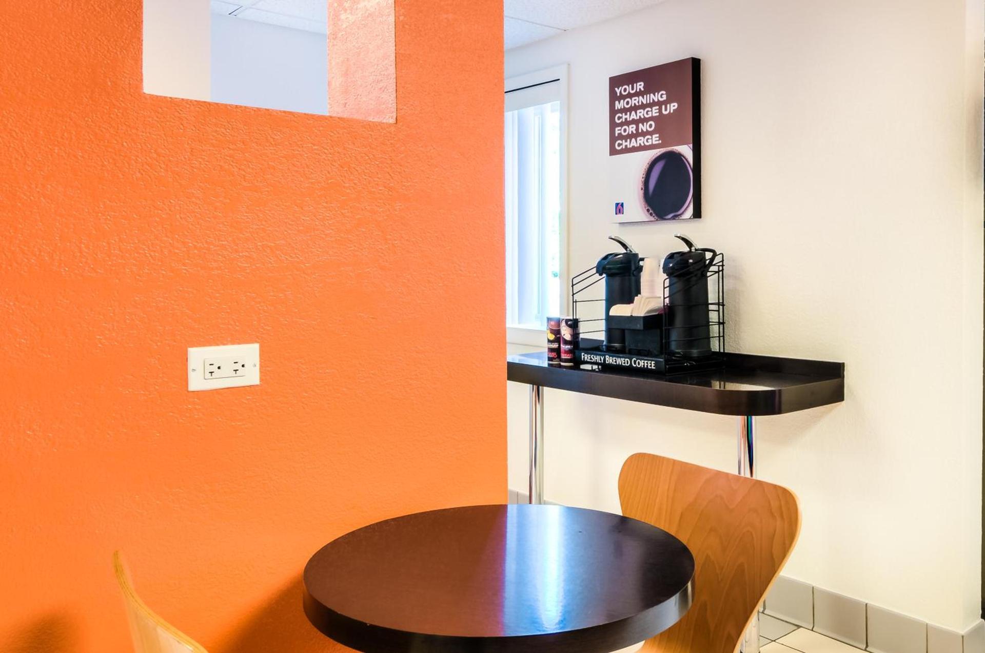 Motel 6-Arlington Heights, IL - Chicago North Central photo 43